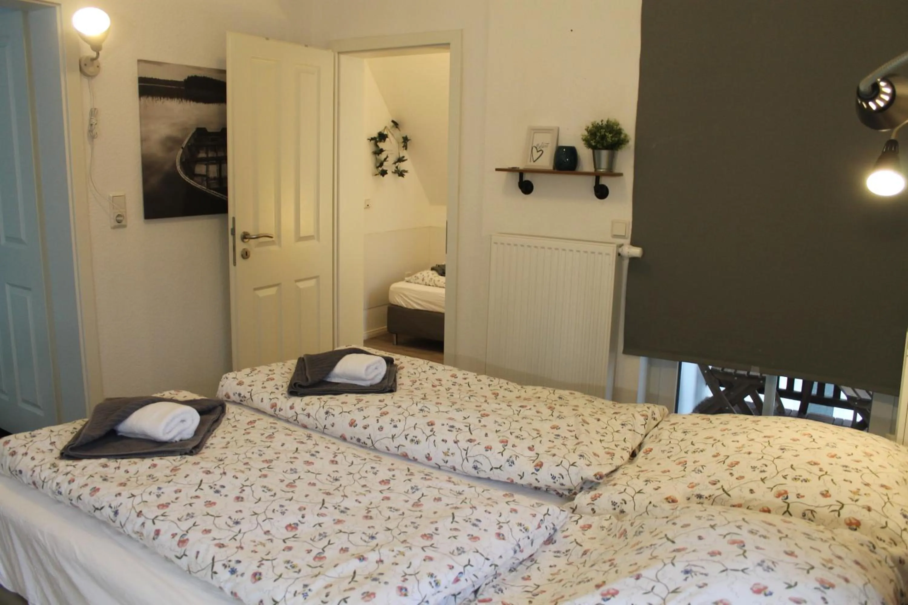 Bed in Apartment am Wall