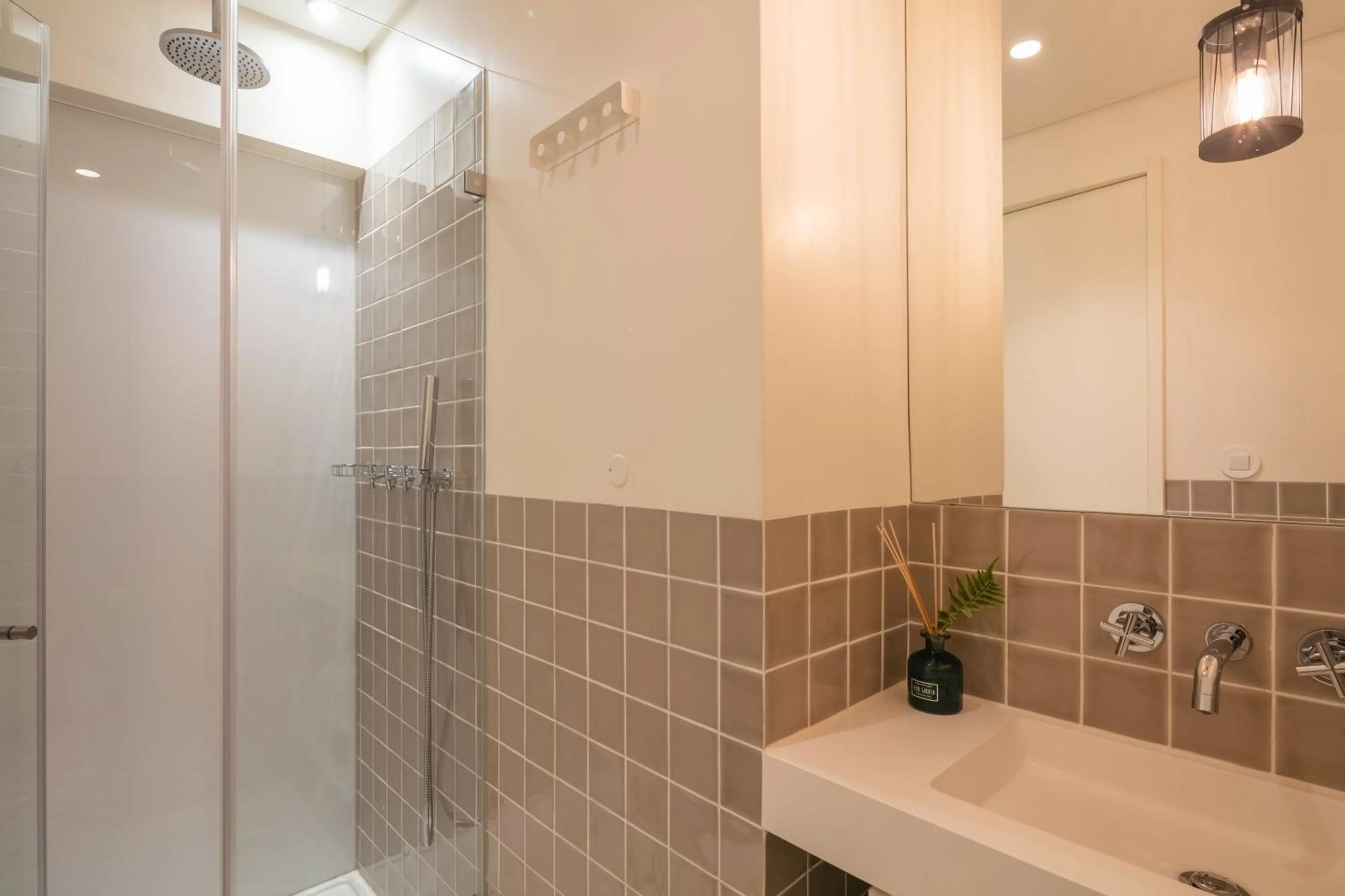 Bathroom in Almaria - Officina Real Apartments | Chiado