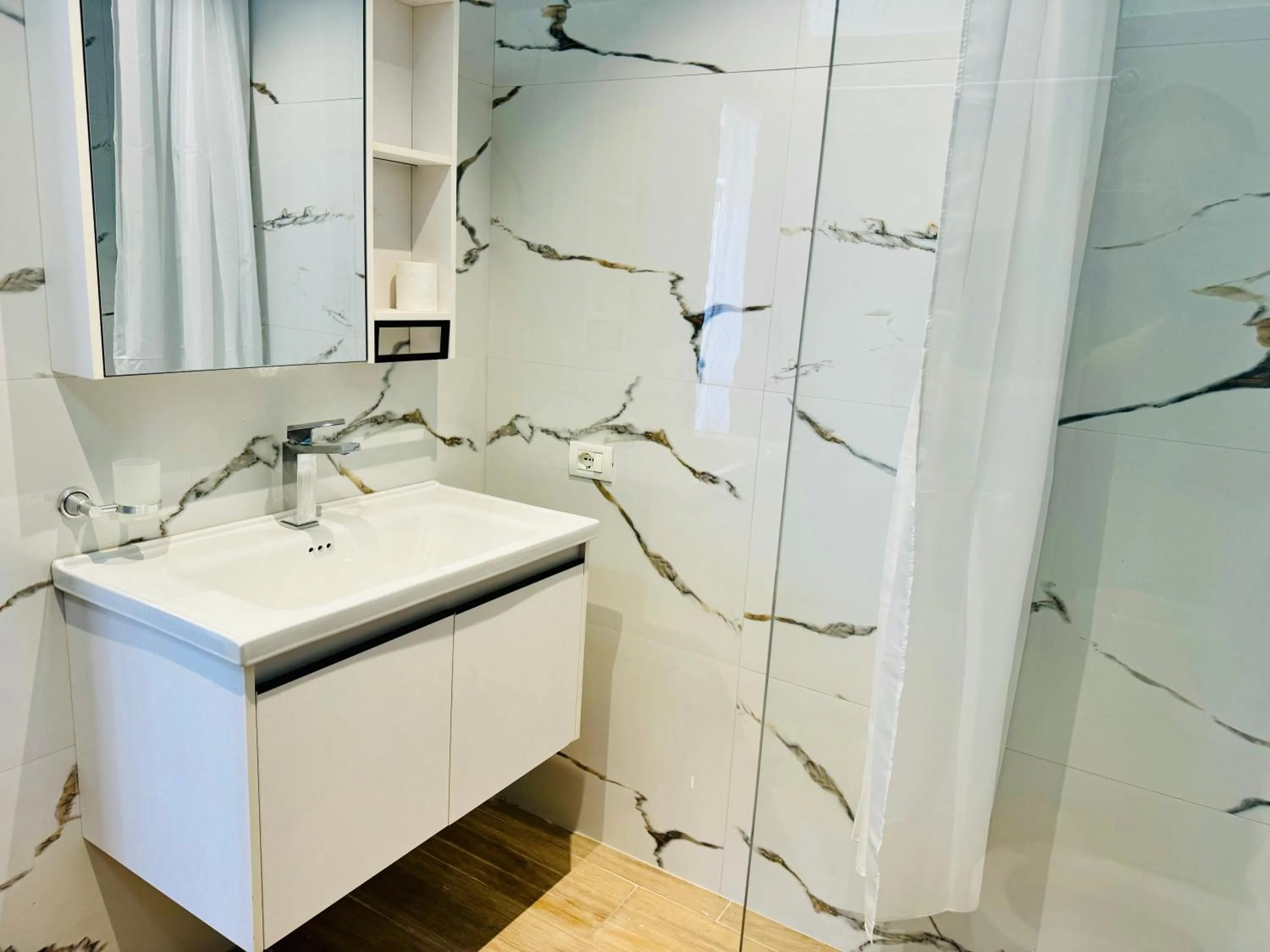 Bathroom in Petros rooms