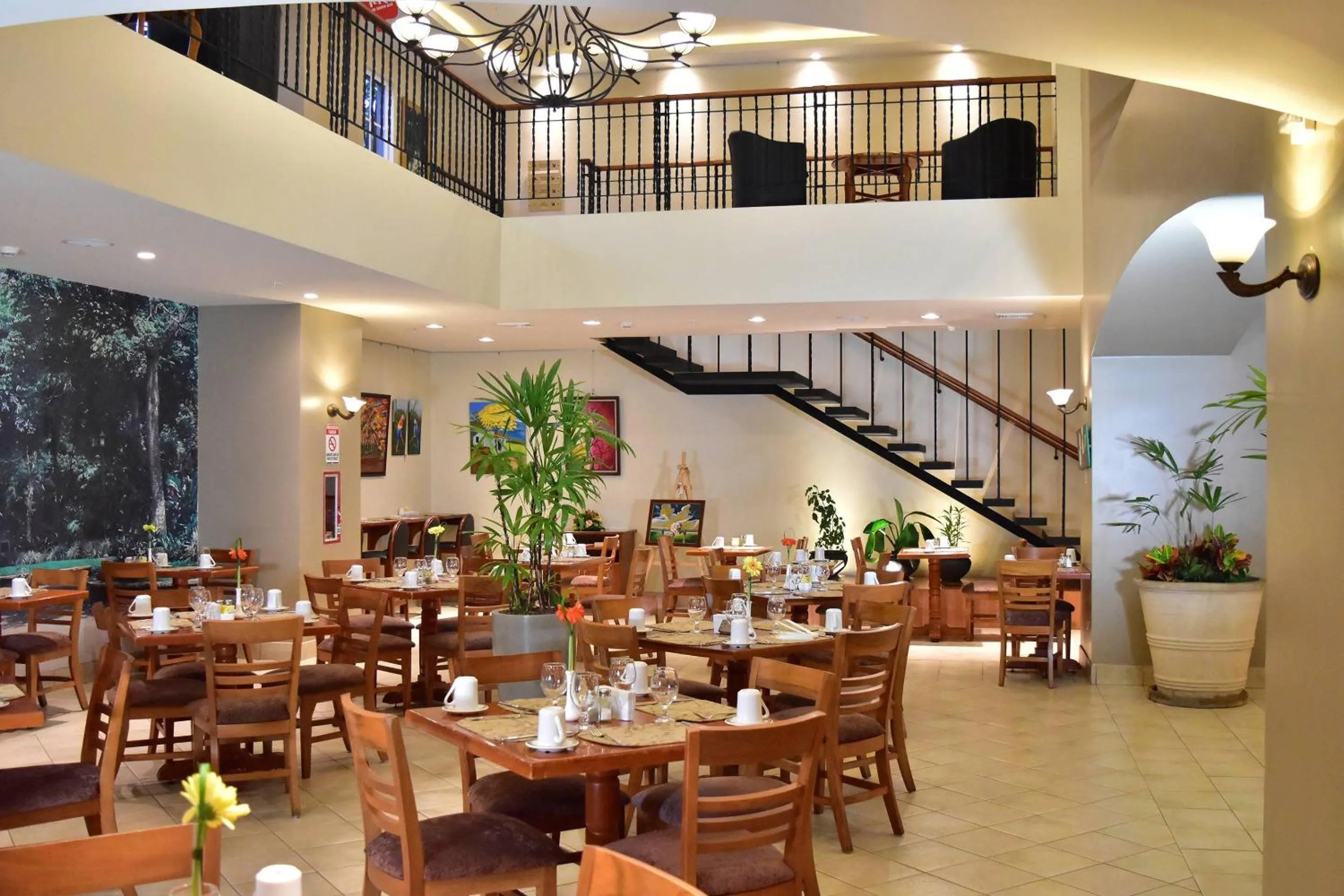 Breakfast in Sleep Inn Paseo Las Damas