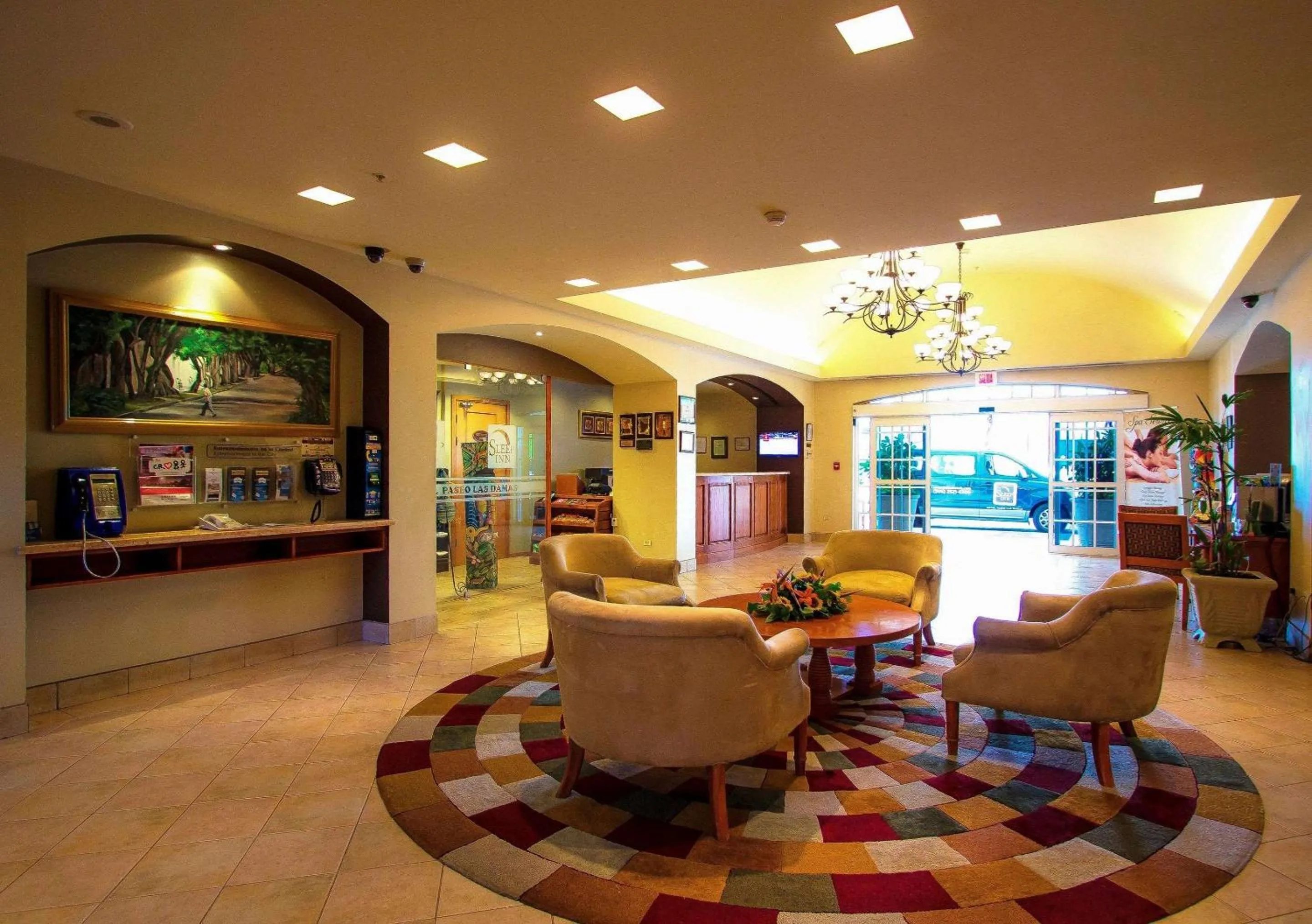 Lobby or reception in Sleep Inn Paseo Las Damas