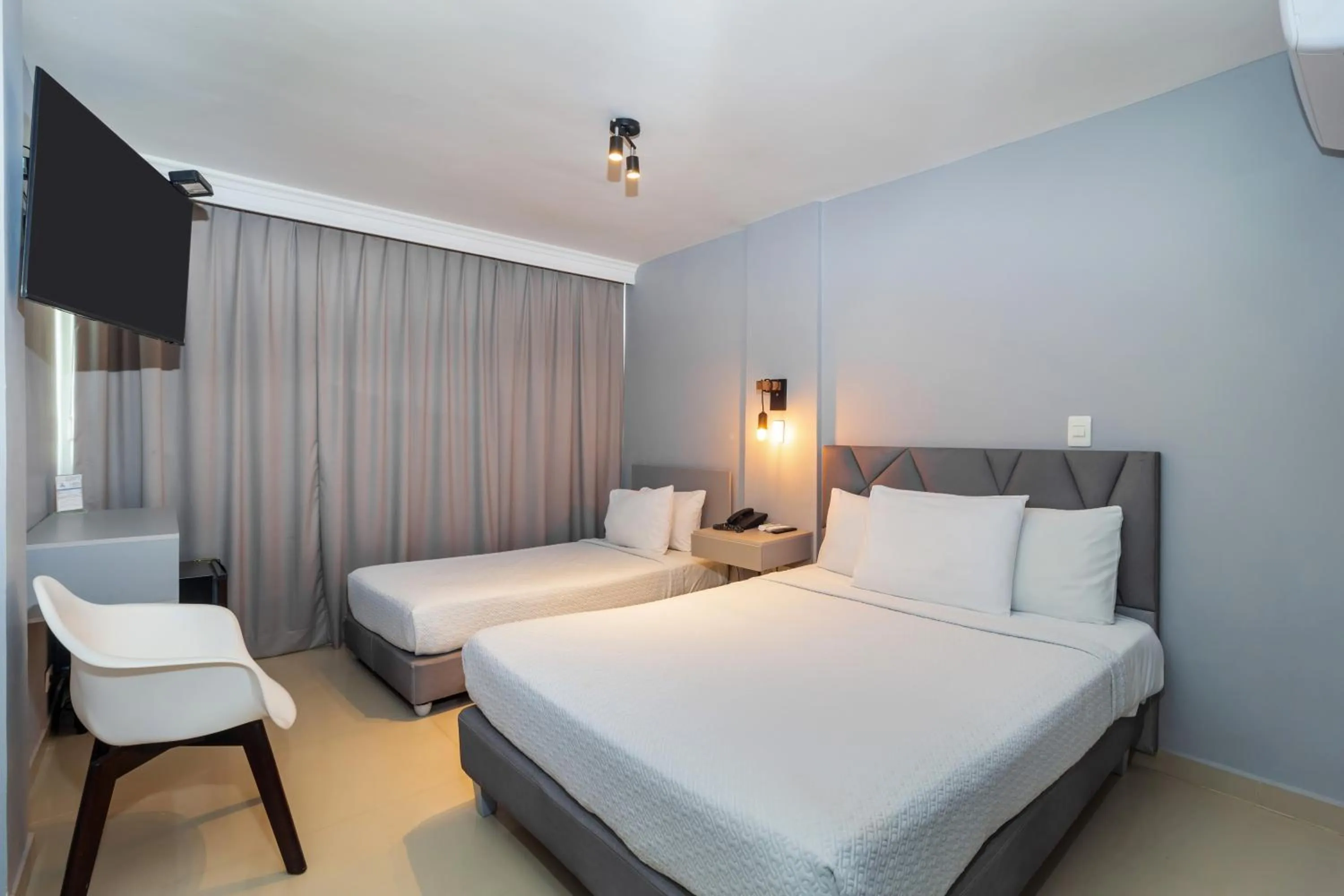 Photo of the whole room, Bed in GIO hotel Tama Cartagena