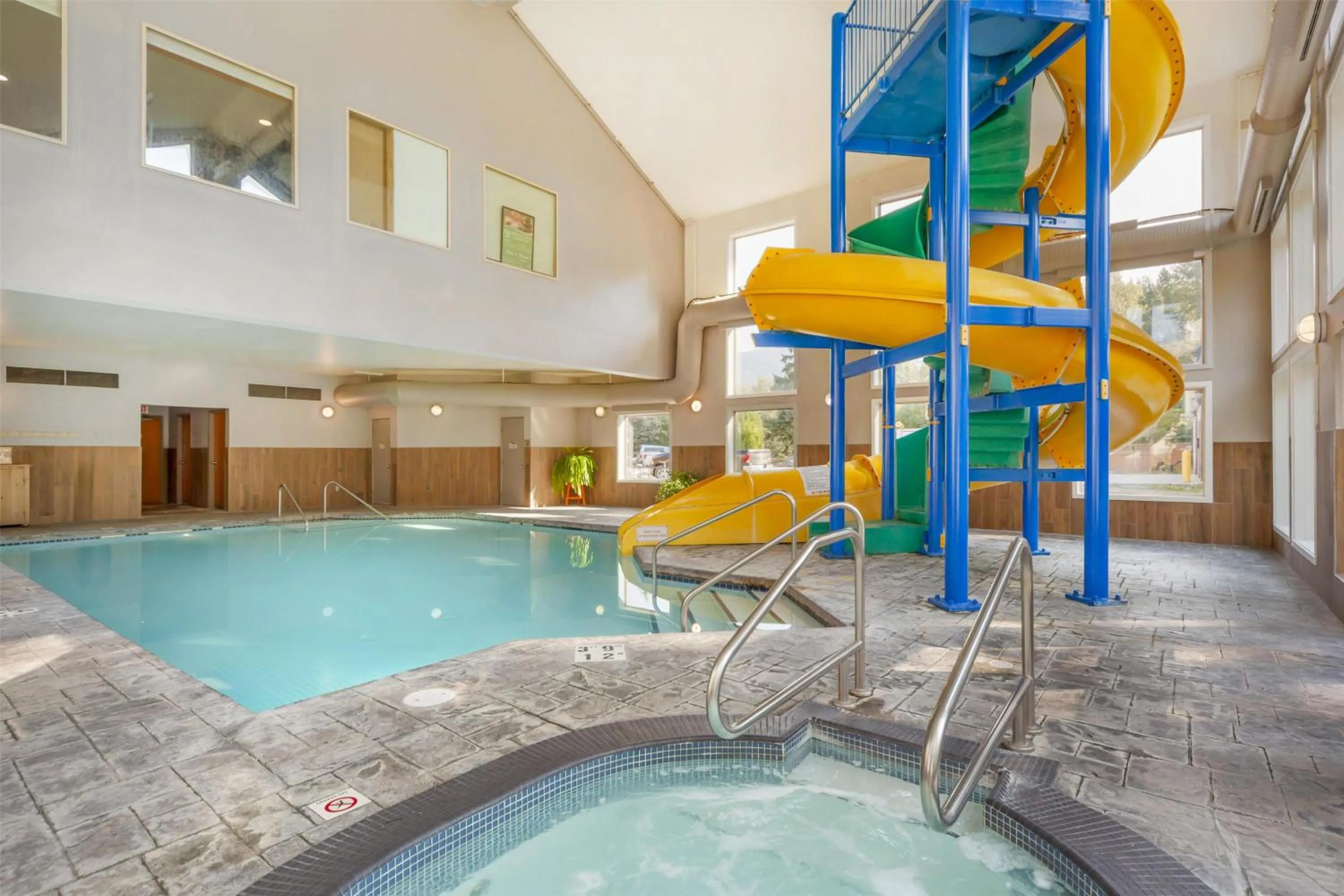 Pool view in Best Western Plus Valemount Inn & Suites