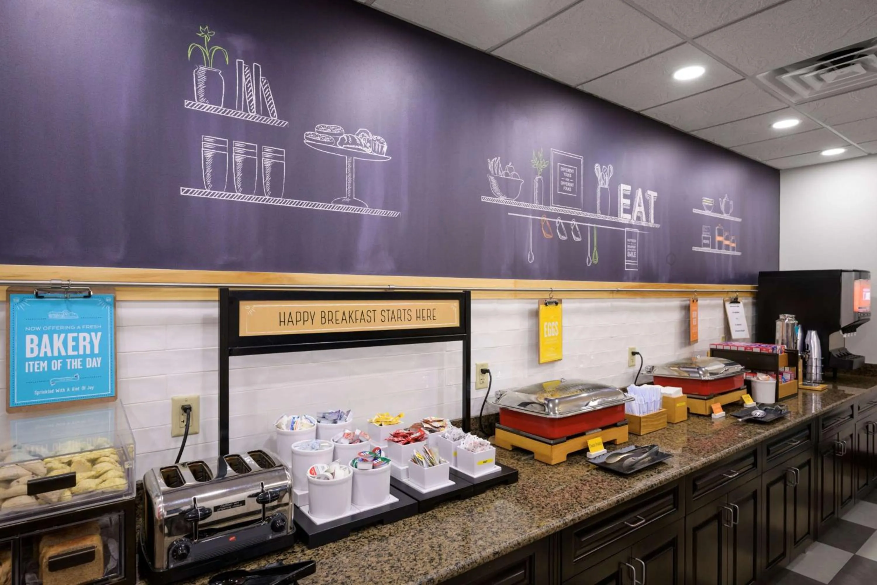 Breakfast in Hampton Inn Evansville Airport