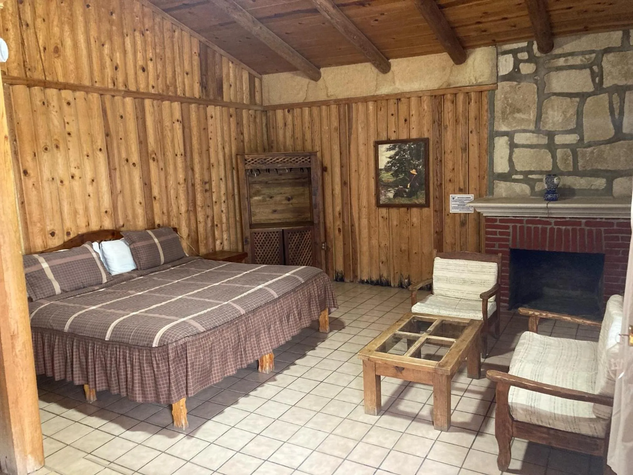 Photo of the whole room, Bed in Hotel Mansion Tarahumara