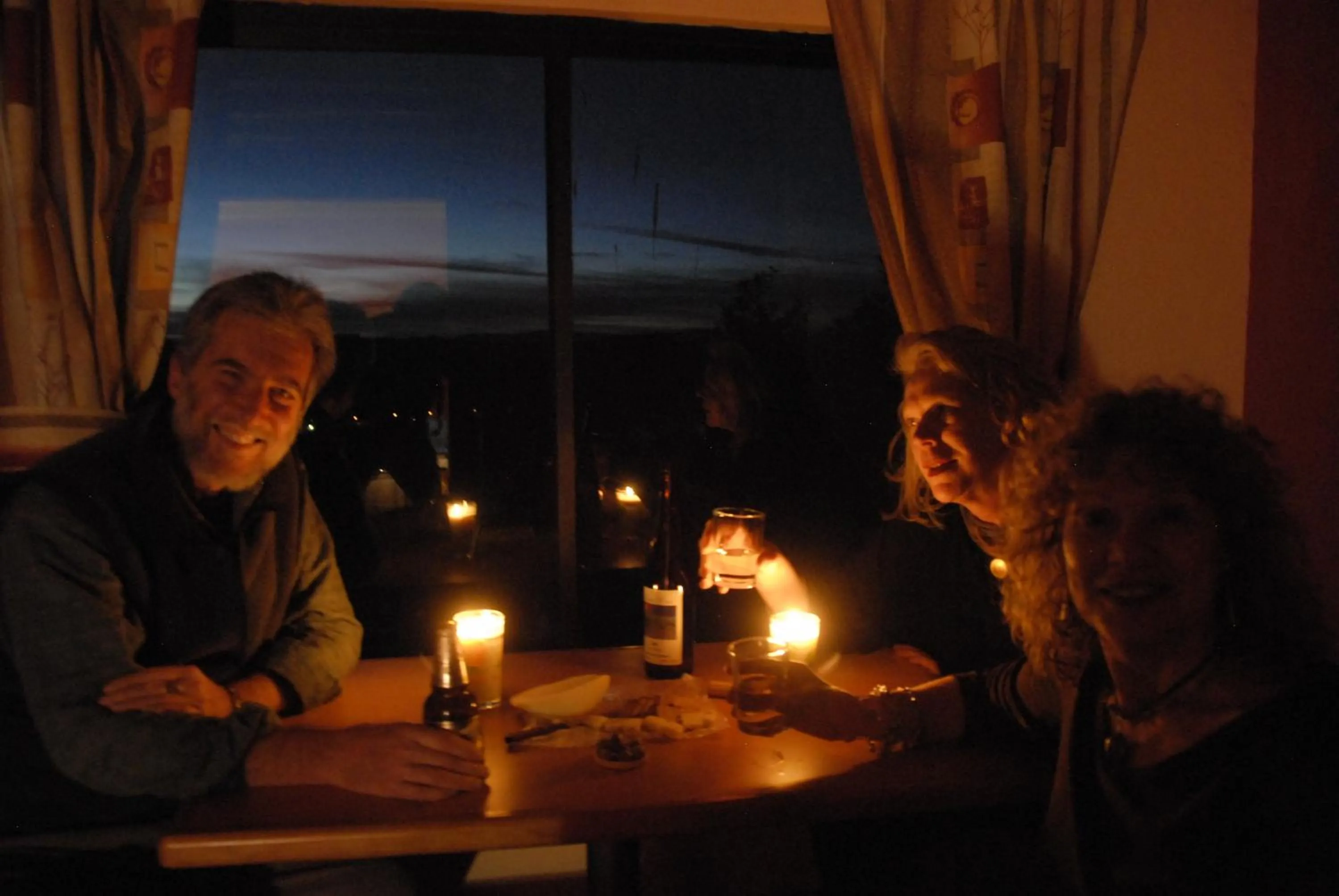 People in Hotel Mansion Tarahumara