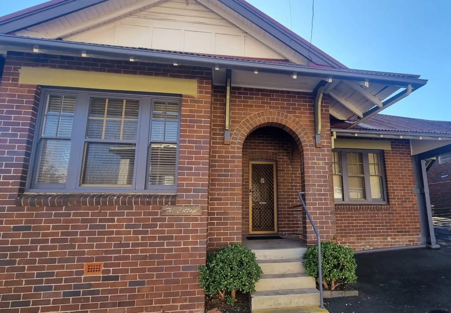 Property building in Waterview Gosford Motor Inn