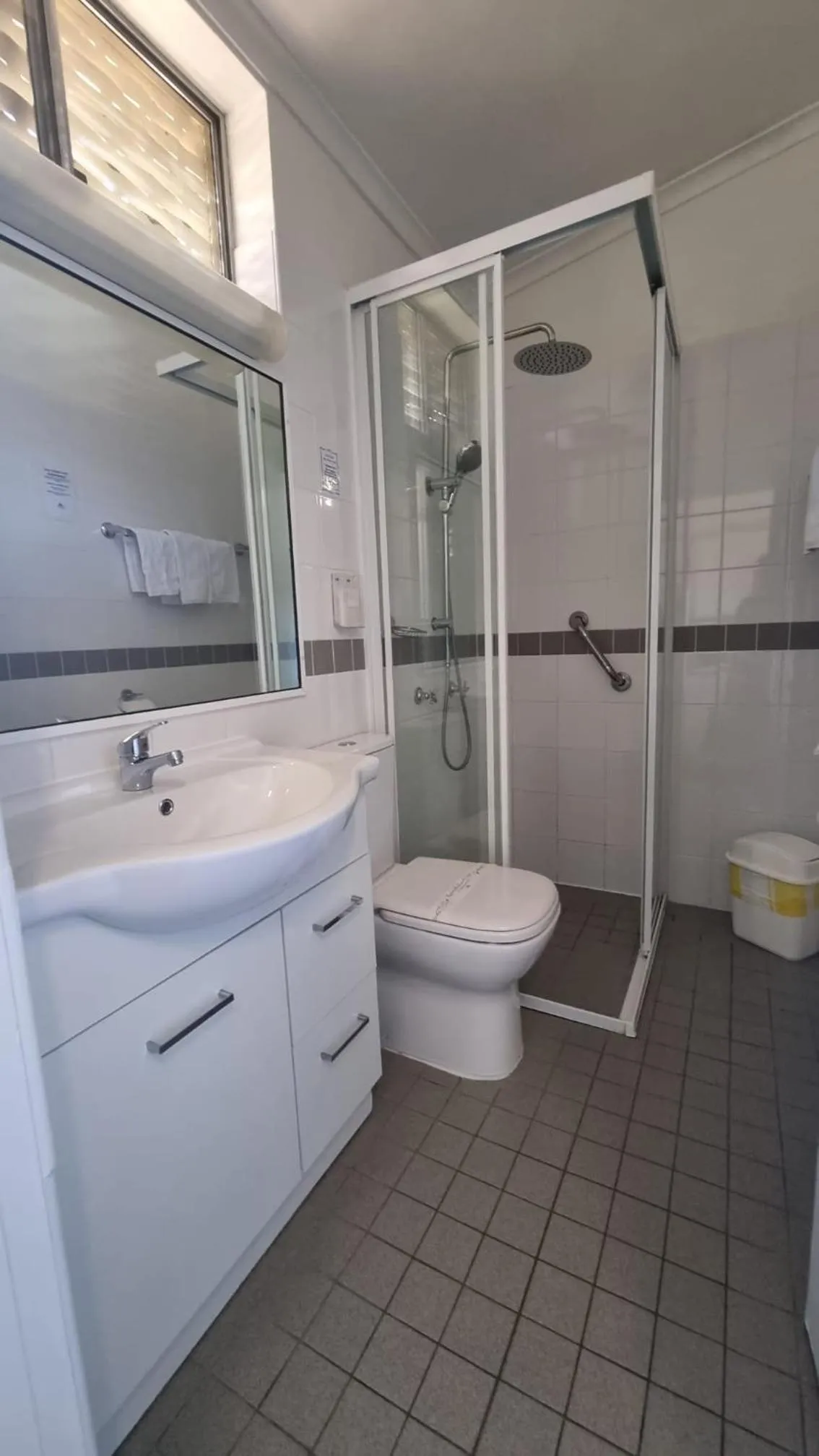 Bathroom in Waterview Gosford Motor Inn