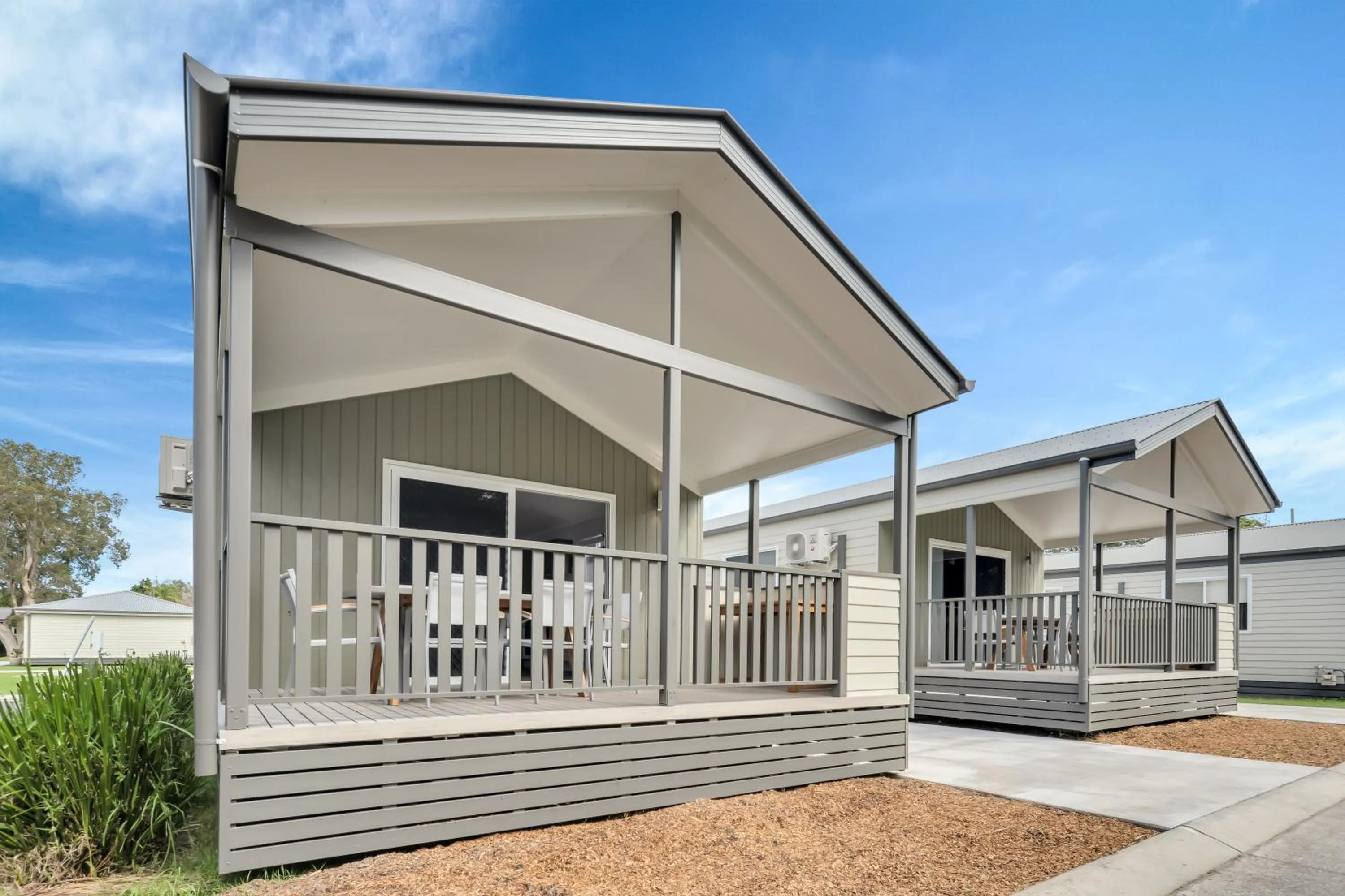 Facade/entrance in Ingenia Holidays Middle Rock