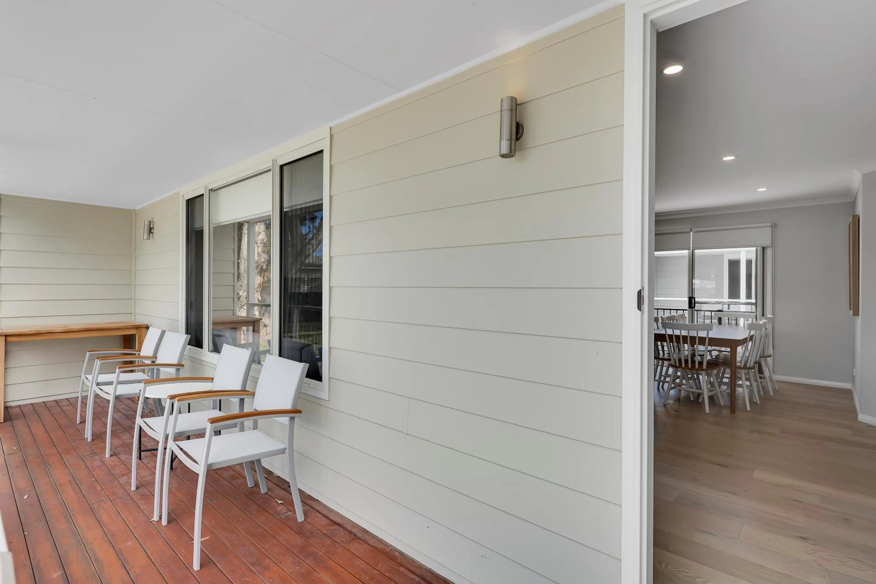 Patio in Ingenia Holidays Middle Rock