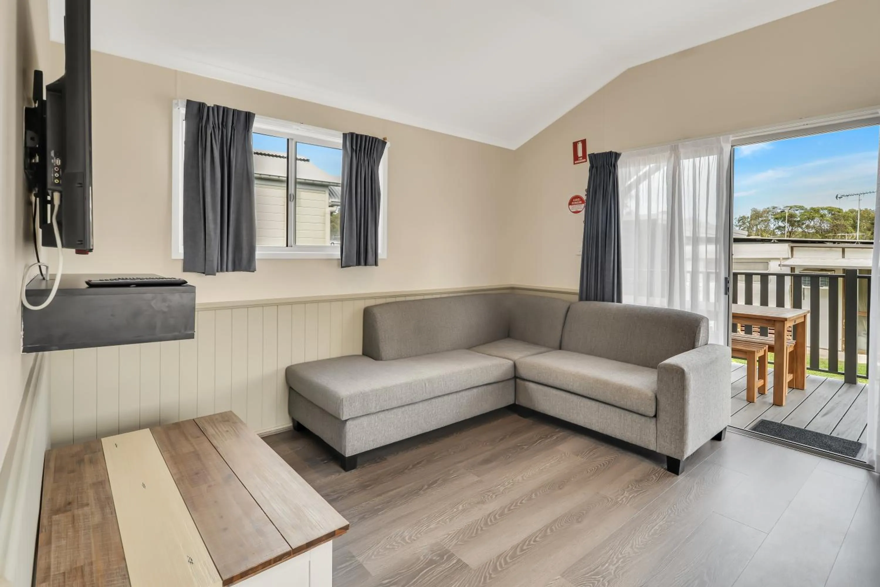 Living room in Ingenia Holidays Middle Rock