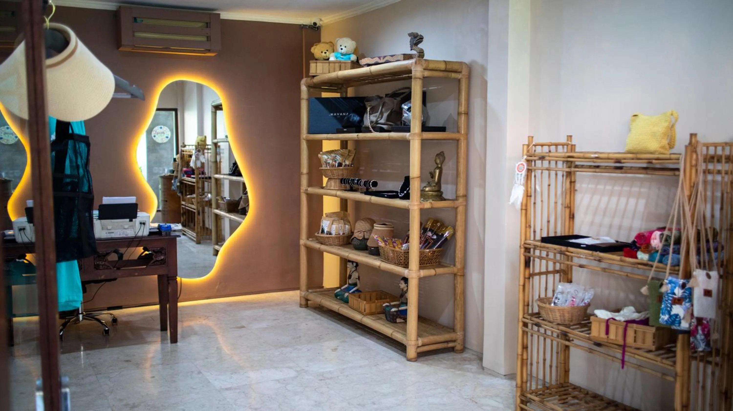 Shopping Area in The Cakra Hotel