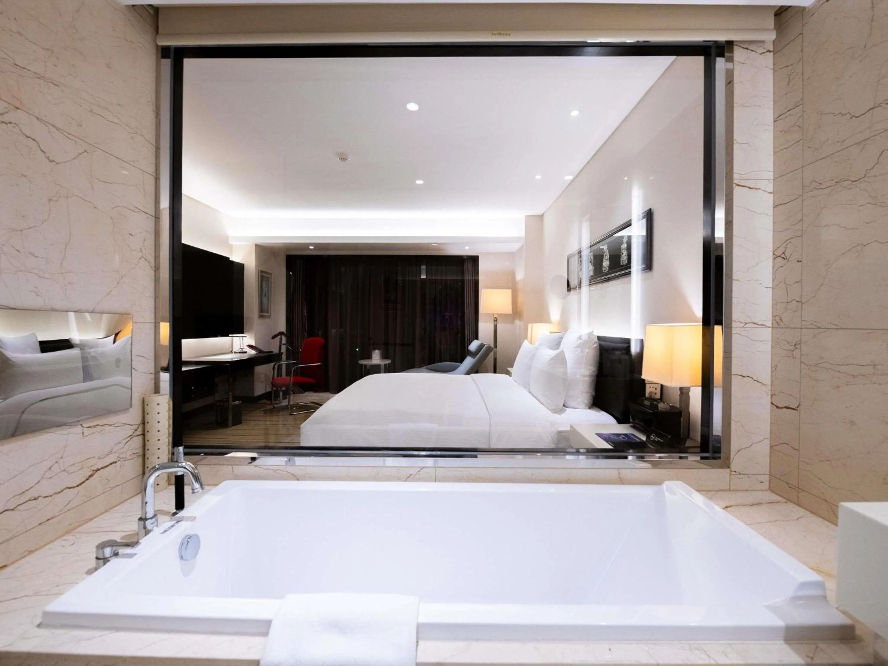 Bedroom, Bed in Pullman Guiyang