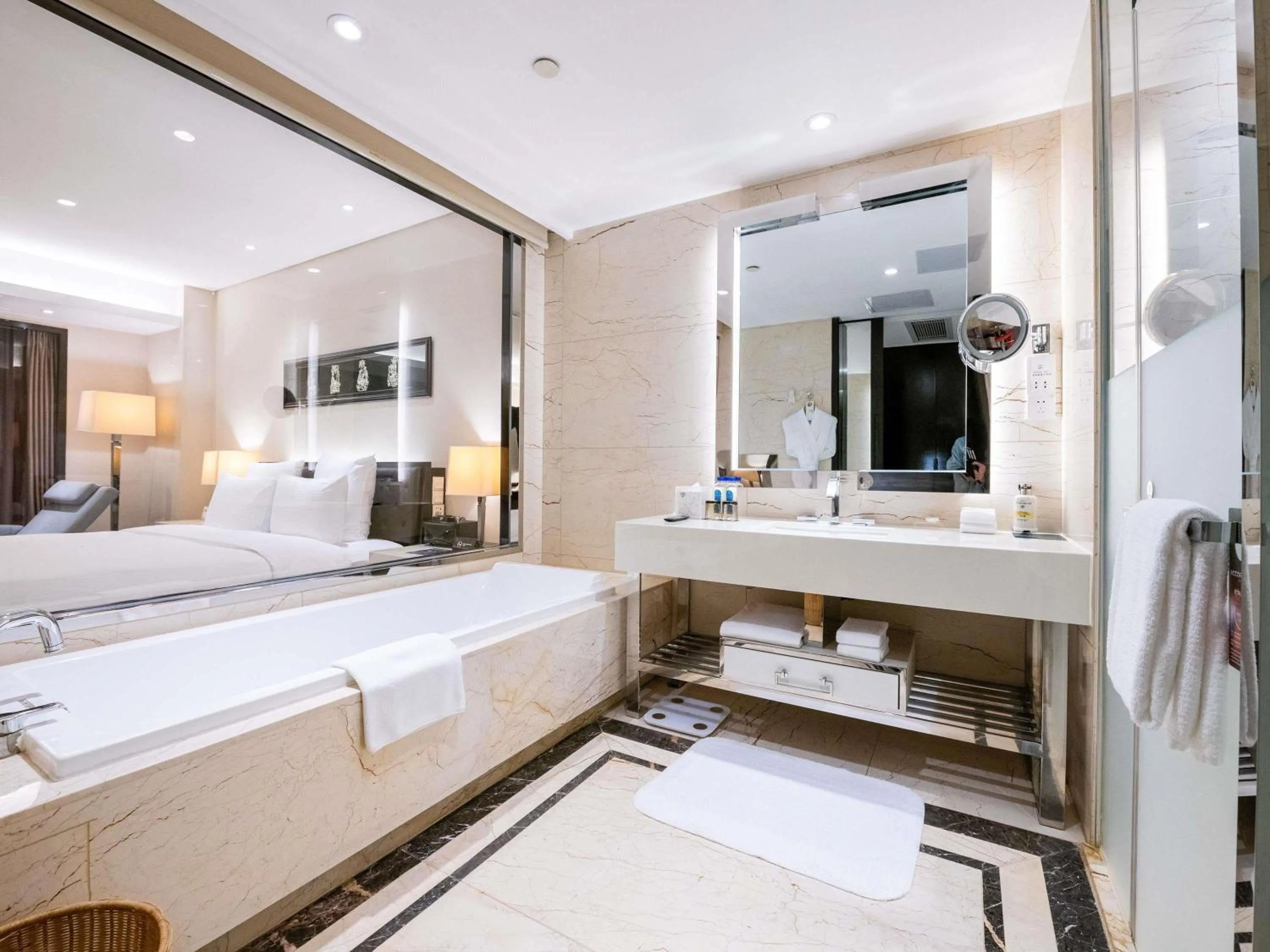 Bedroom, Bed in Pullman Guiyang