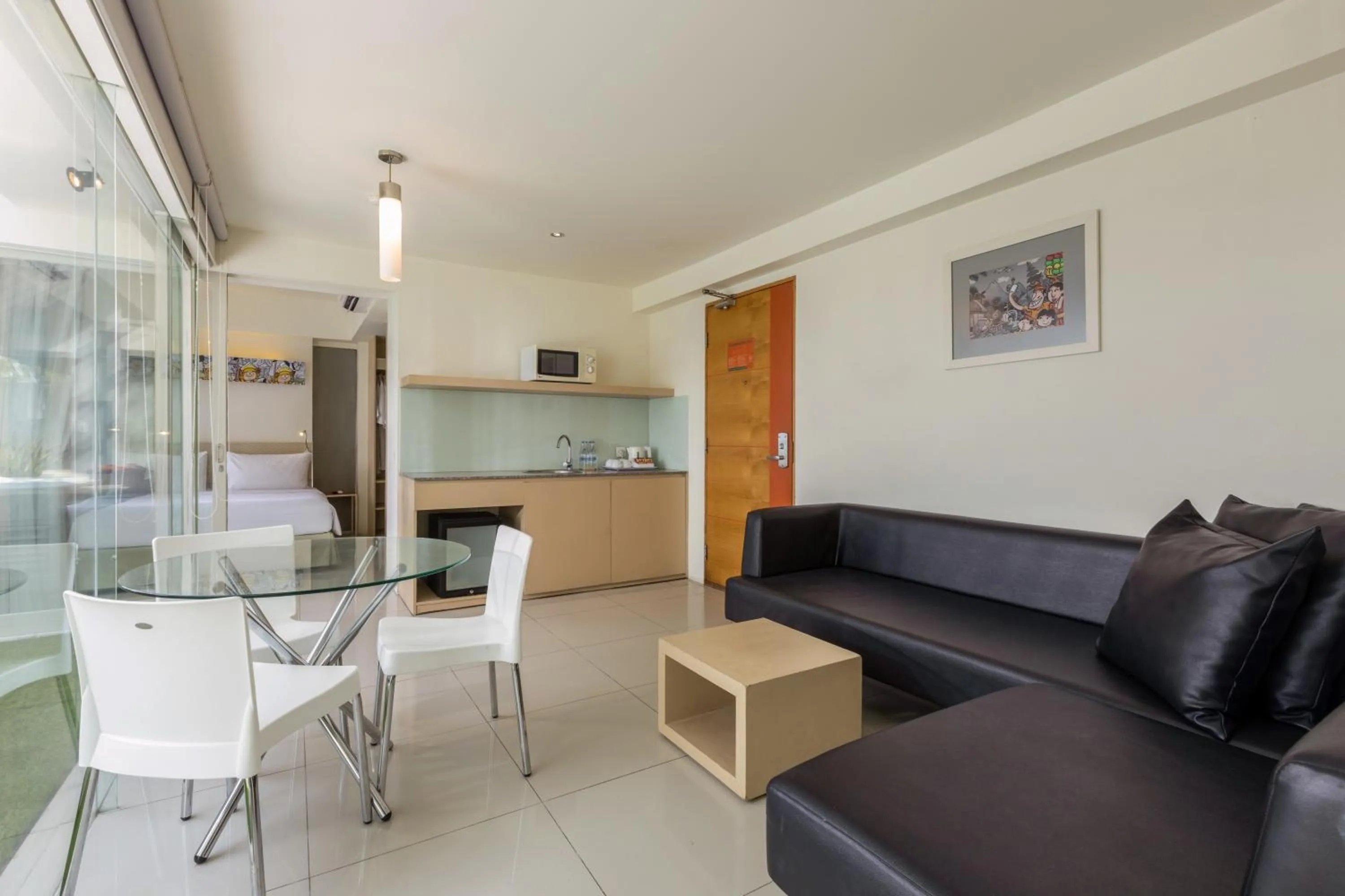 Living room in HARRIS Hotel & Residences Sunset Road