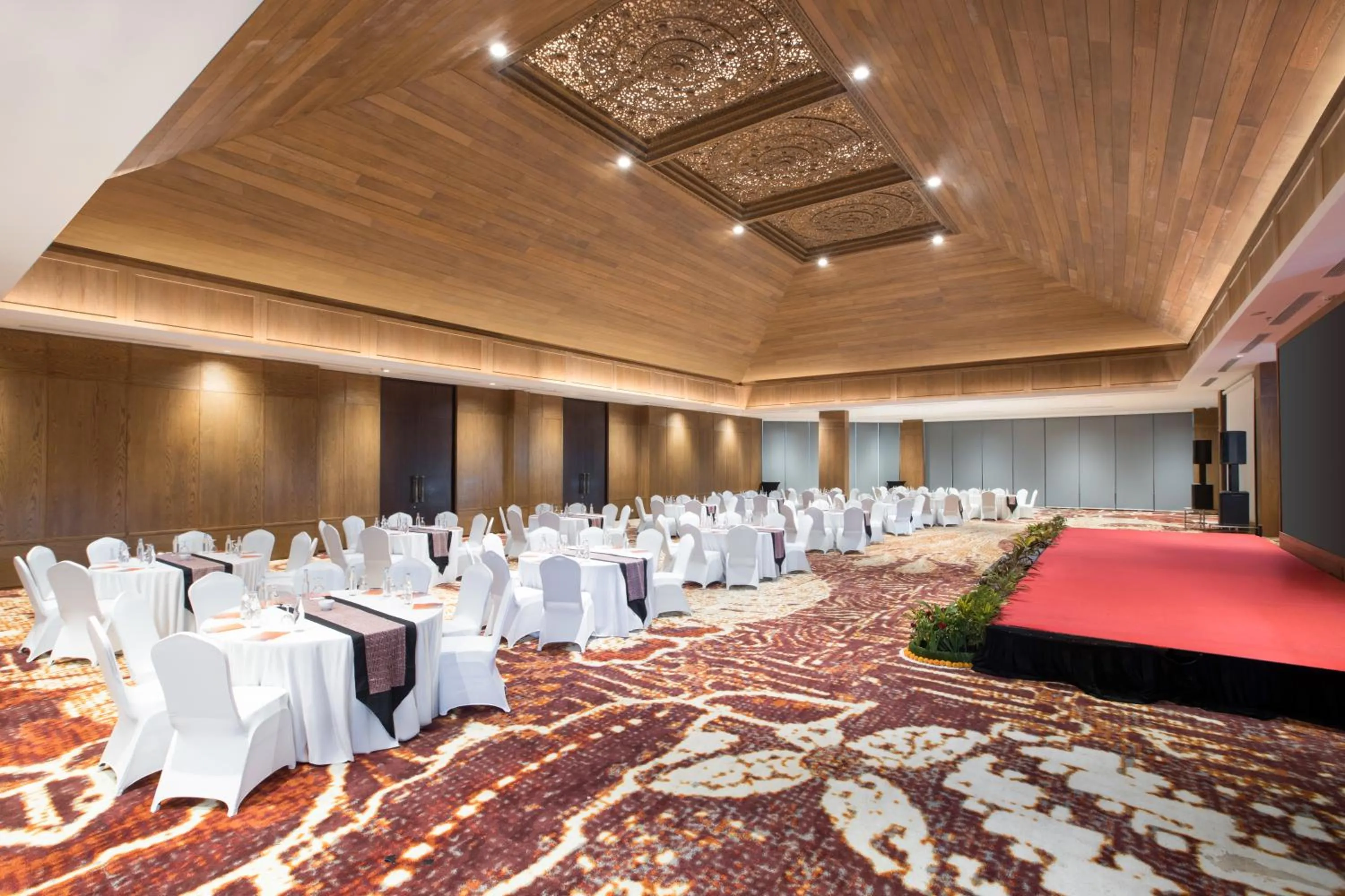 Meeting/conference room in HARRIS Hotel & Residences Sunset Road