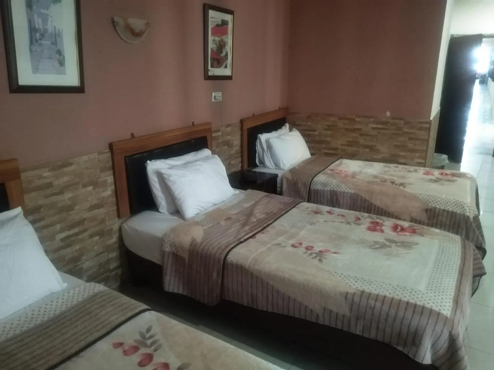 Bed in Amman Palace Hotel