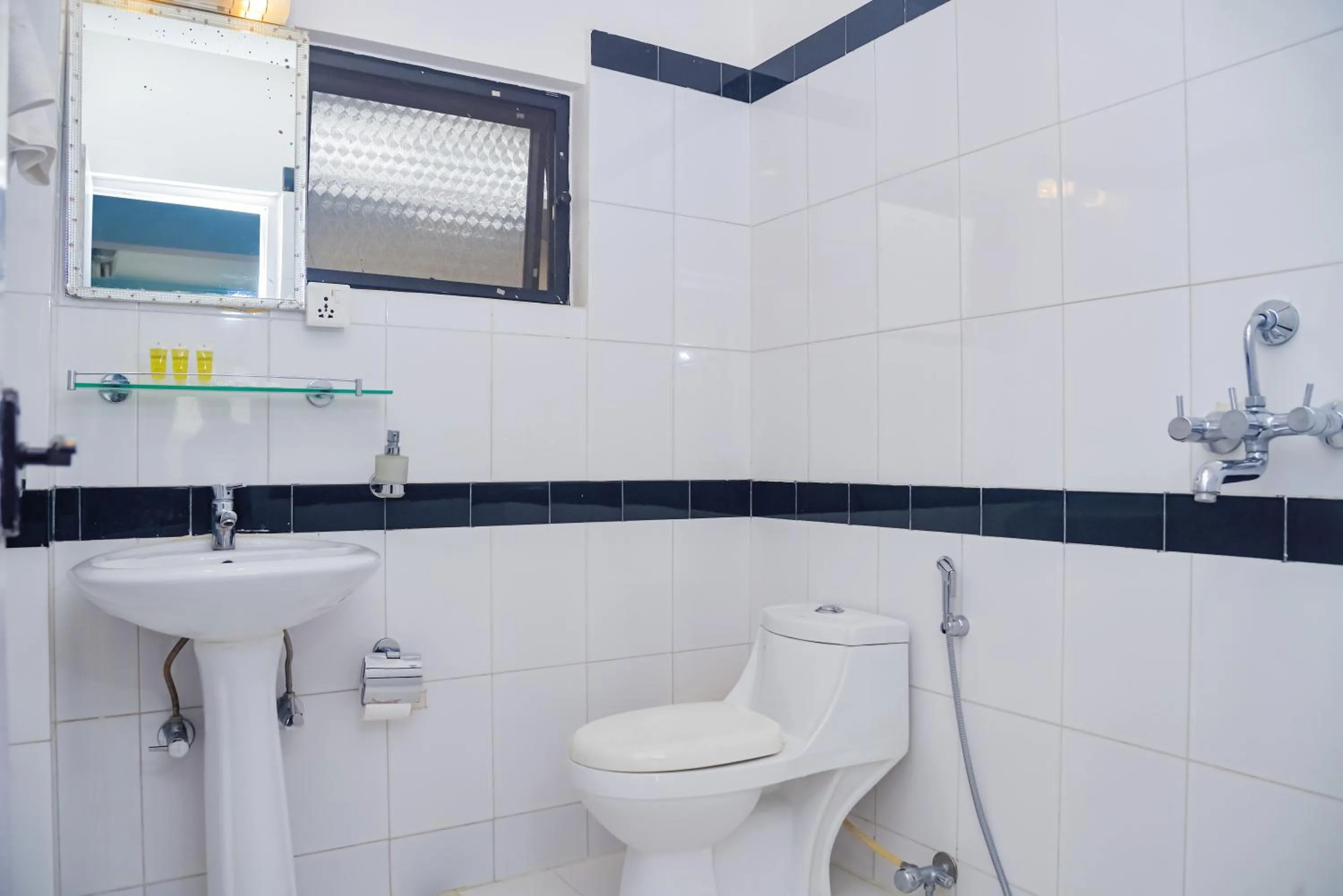 Bathroom in Trekkers Inn Boutique Hotel Pokhara