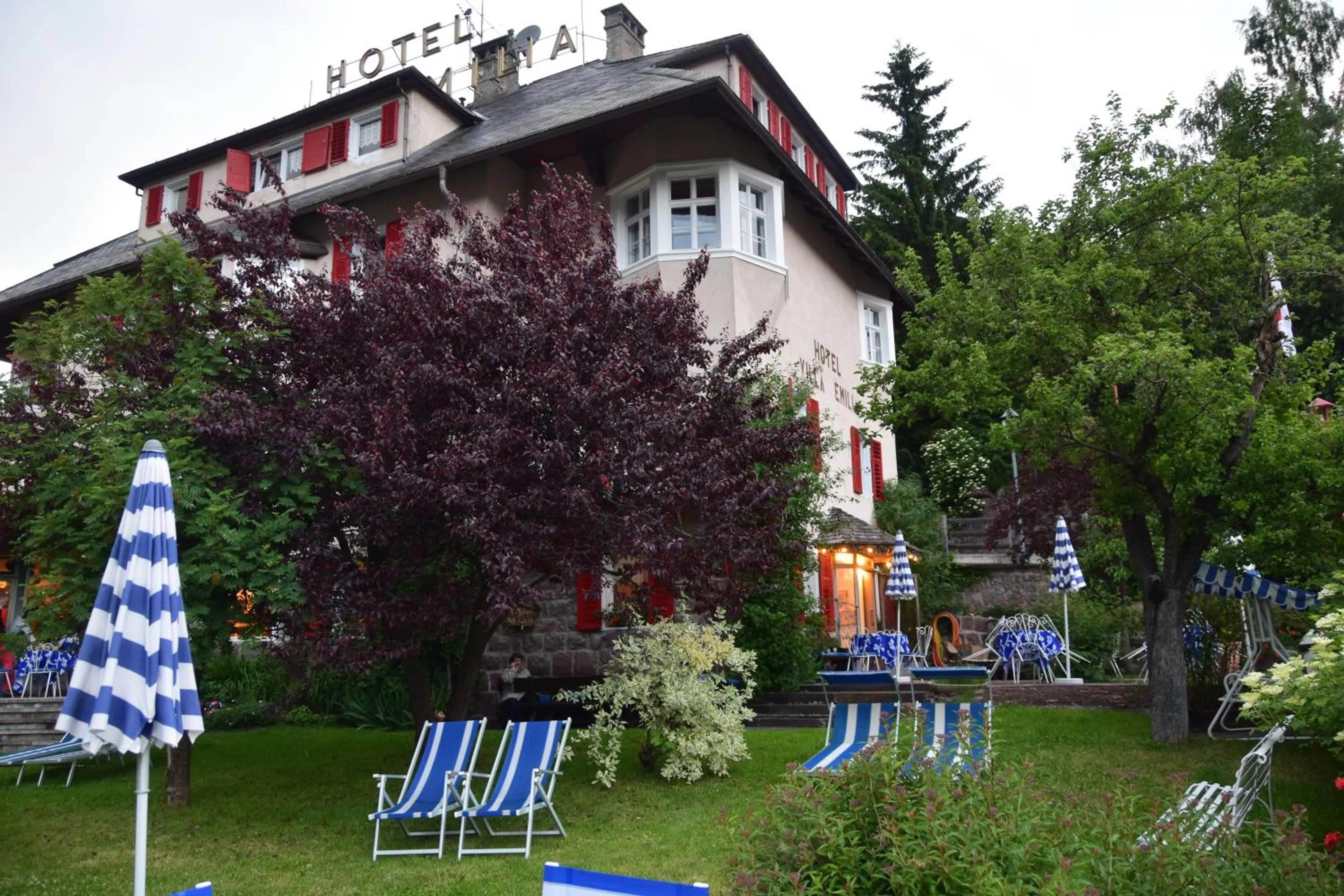Facade/entrance in Hotel Villa Emilia