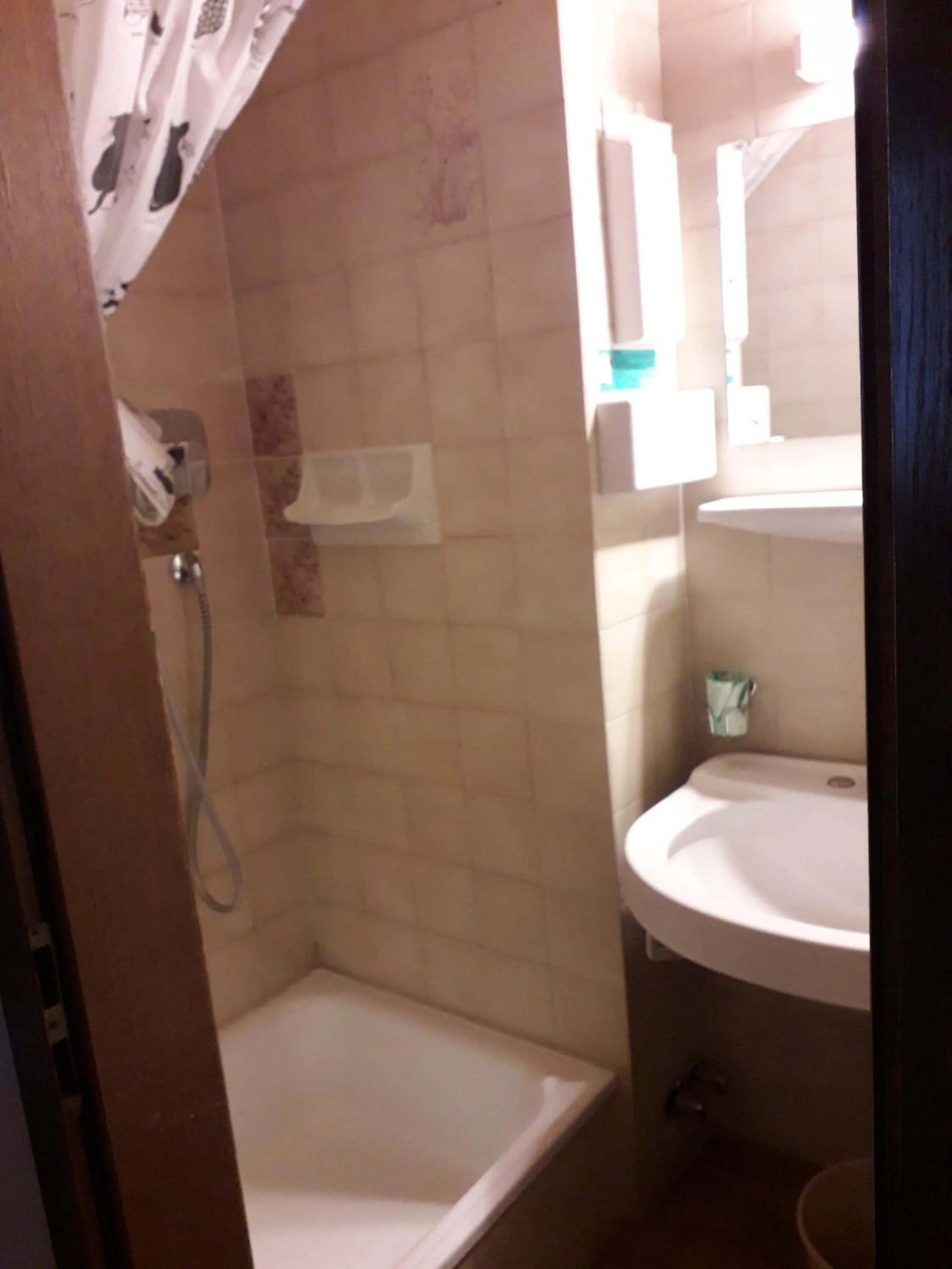 Bathroom in Hotel Villa Emilia