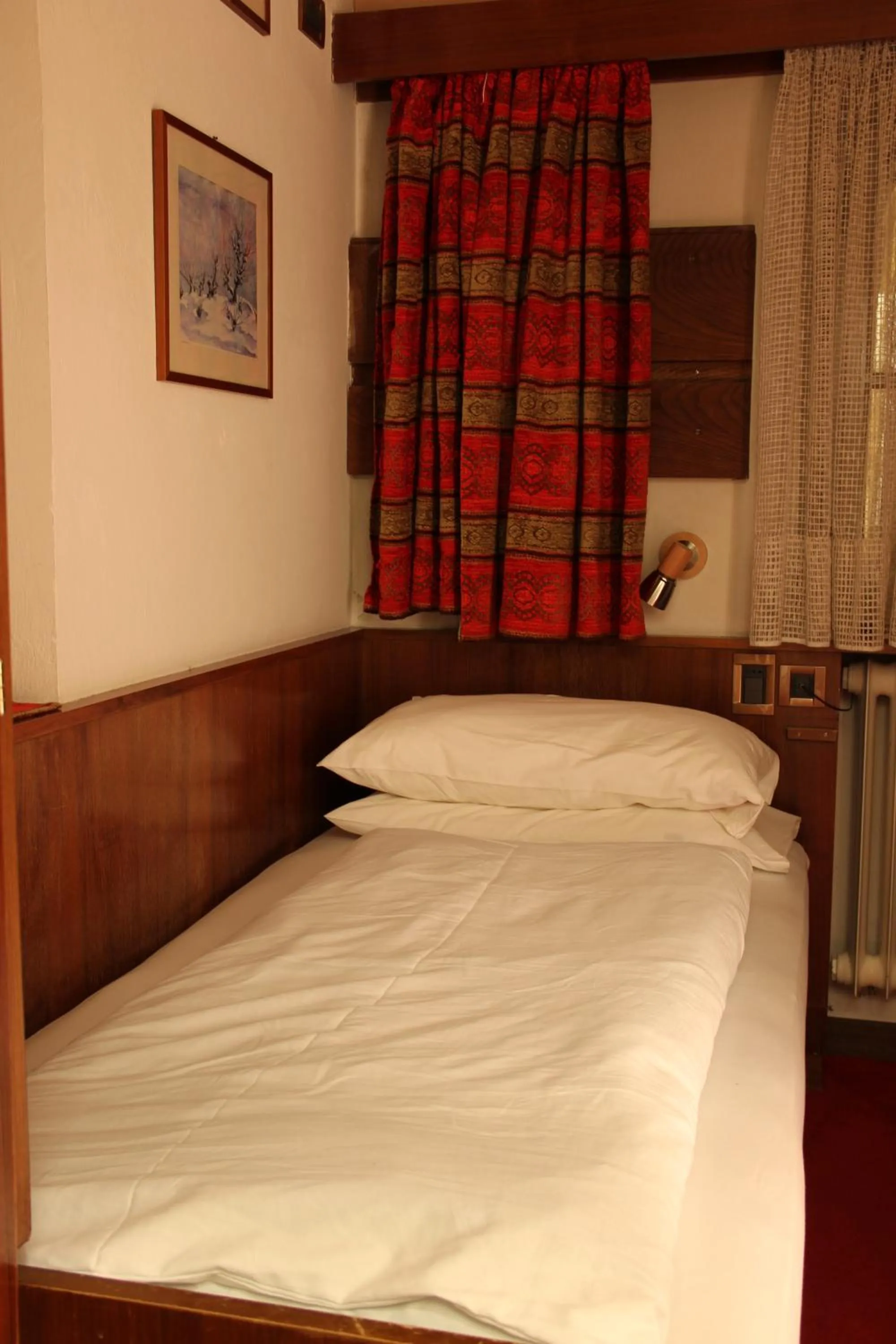 Bedroom, Bed in Hotel Villa Emilia