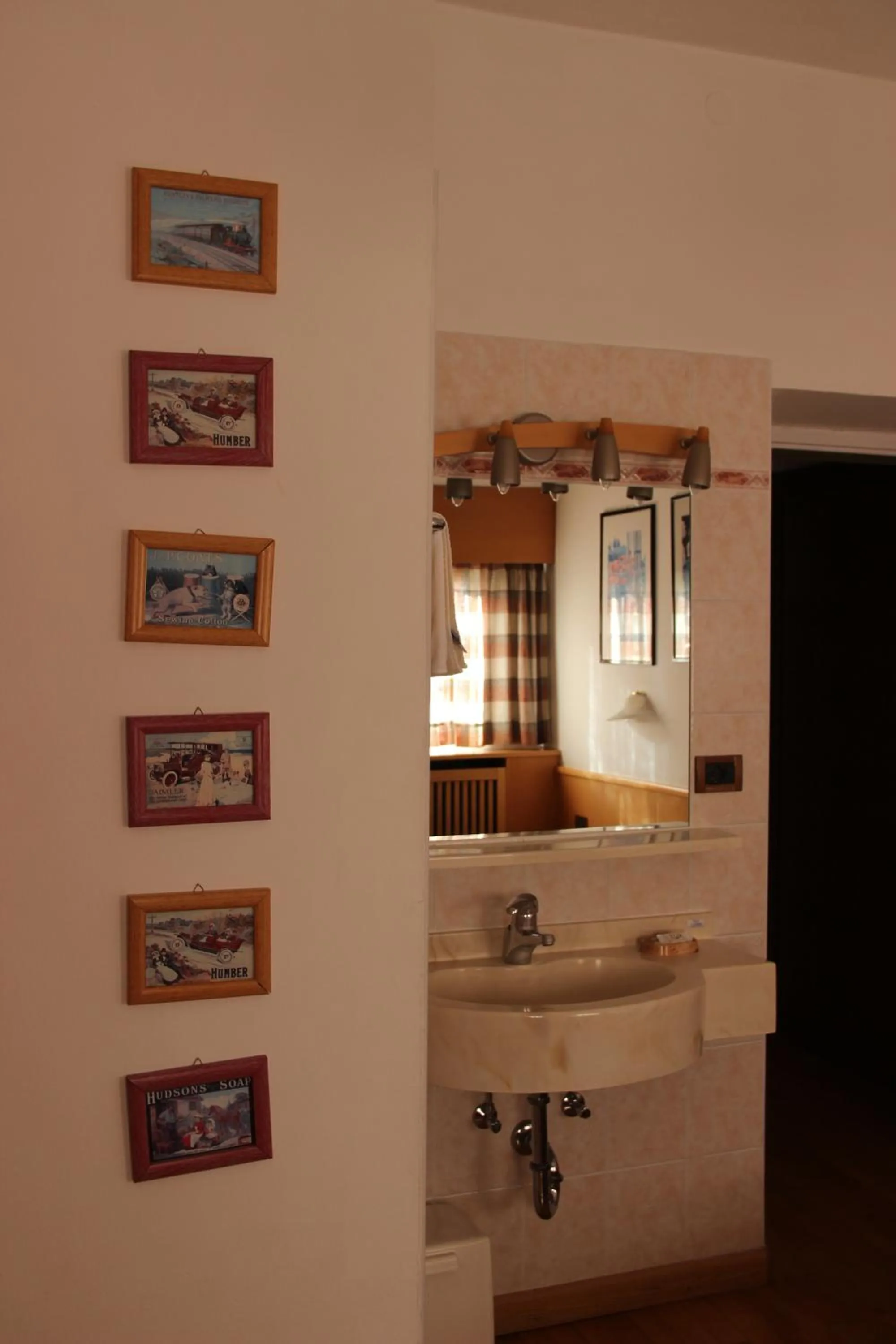 Decorative detail in Hotel Villa Emilia