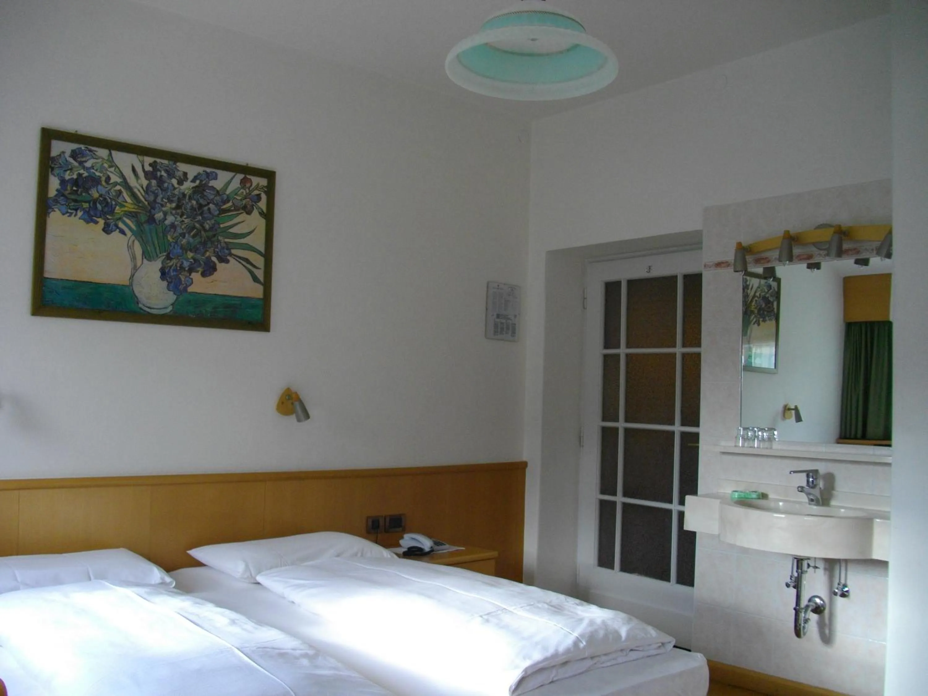 Bed in Hotel Villa Emilia