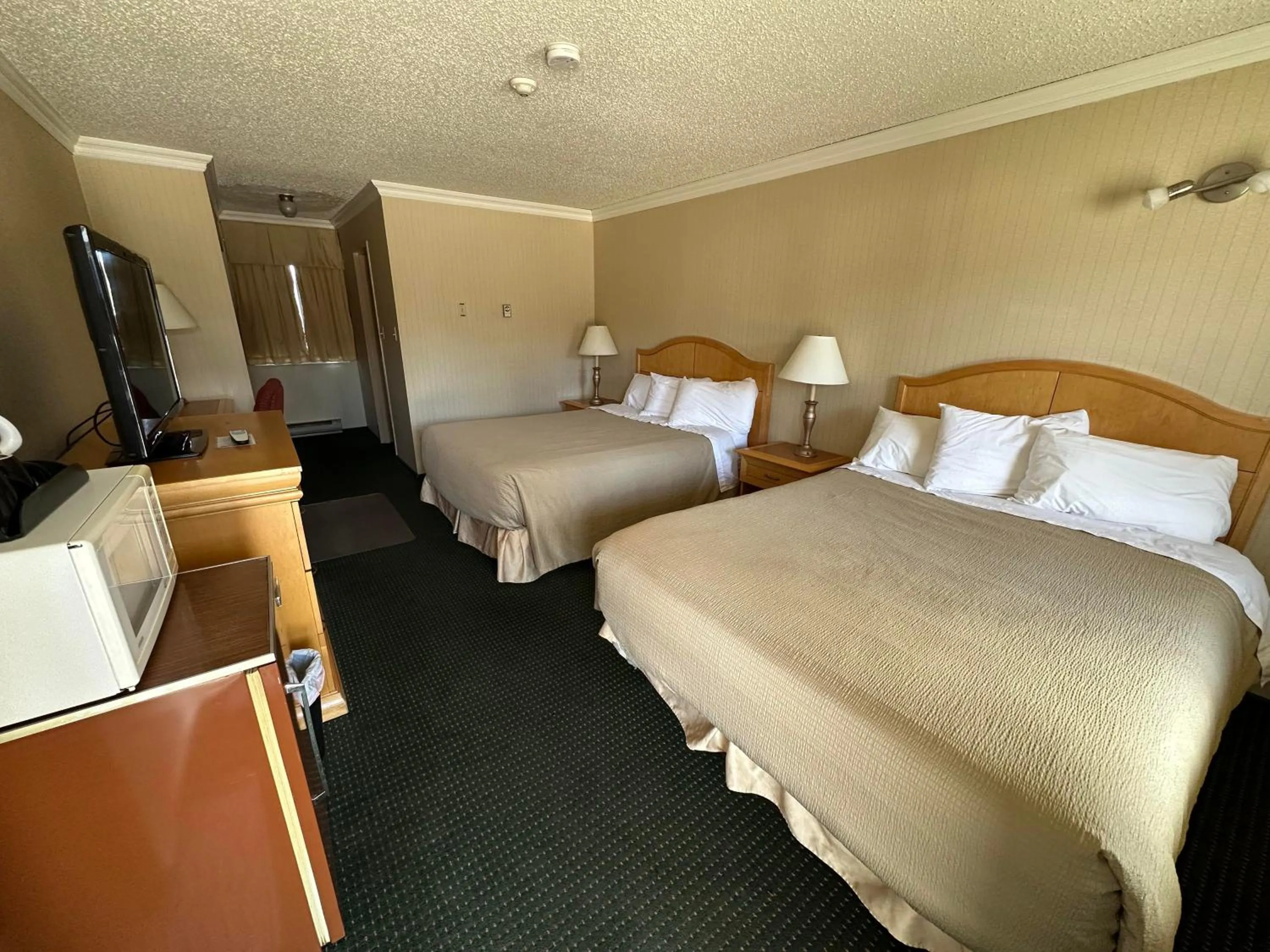 Bed in Travelodge by Wyndam Chetwynd