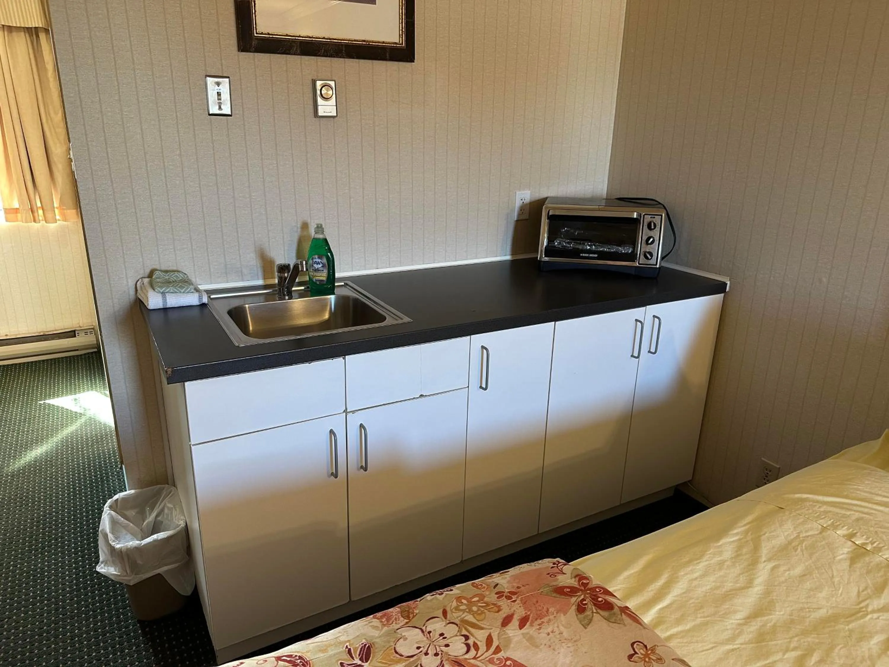 Bed in Travelodge by Wyndam Chetwynd