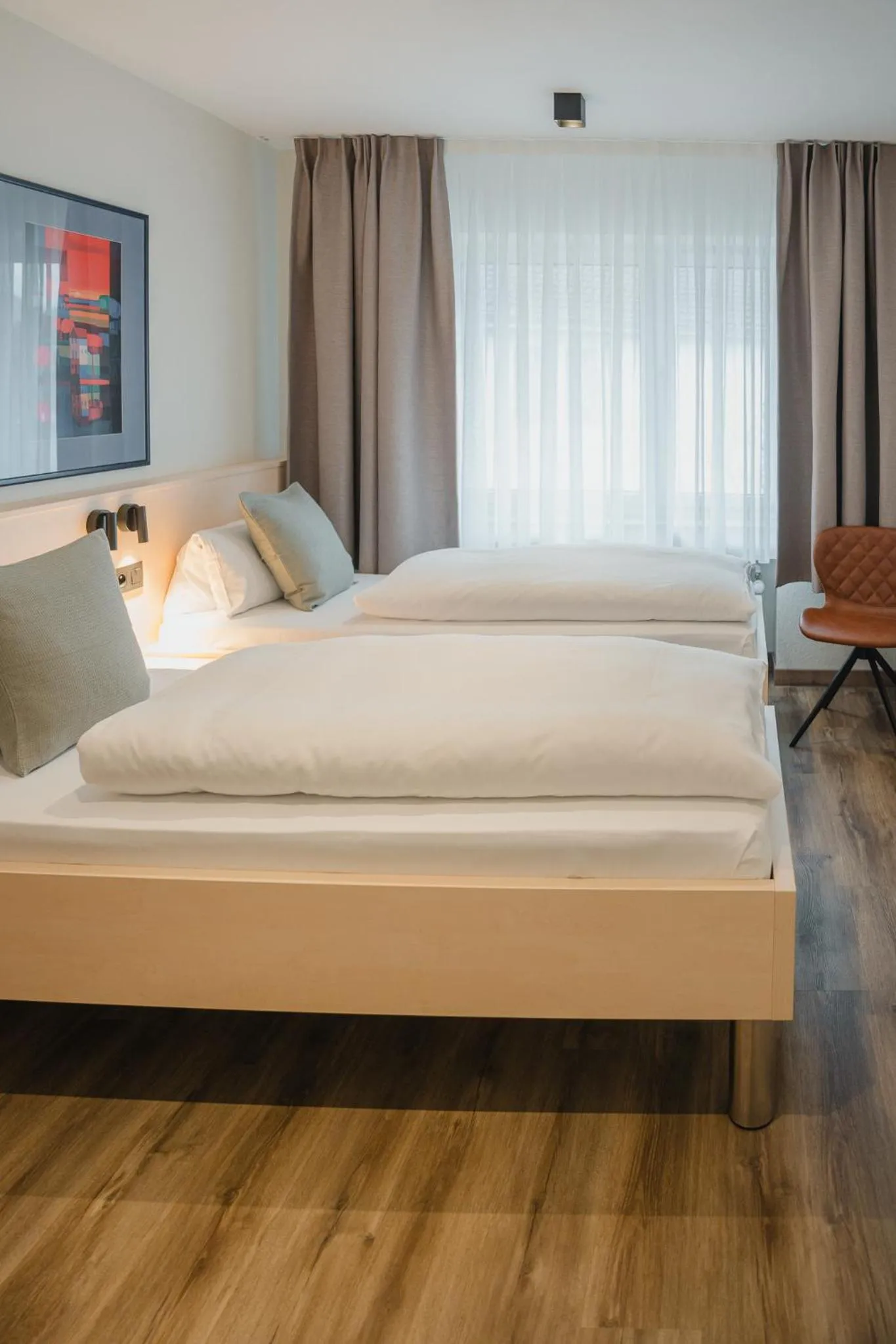 Bedroom, Bed in Hotel Restaurant Tychon AG