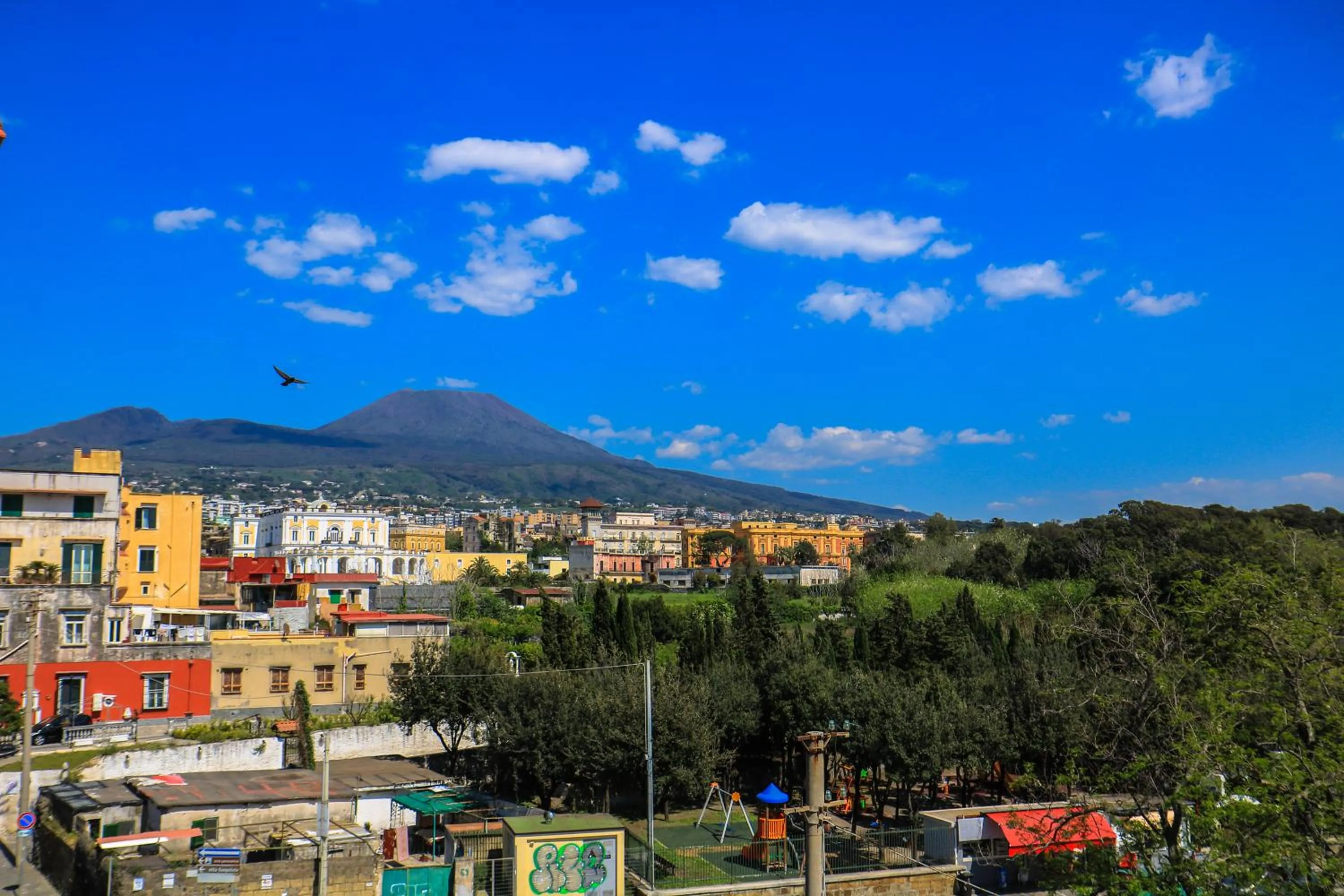 Mountain view in Scognamiglio Suites