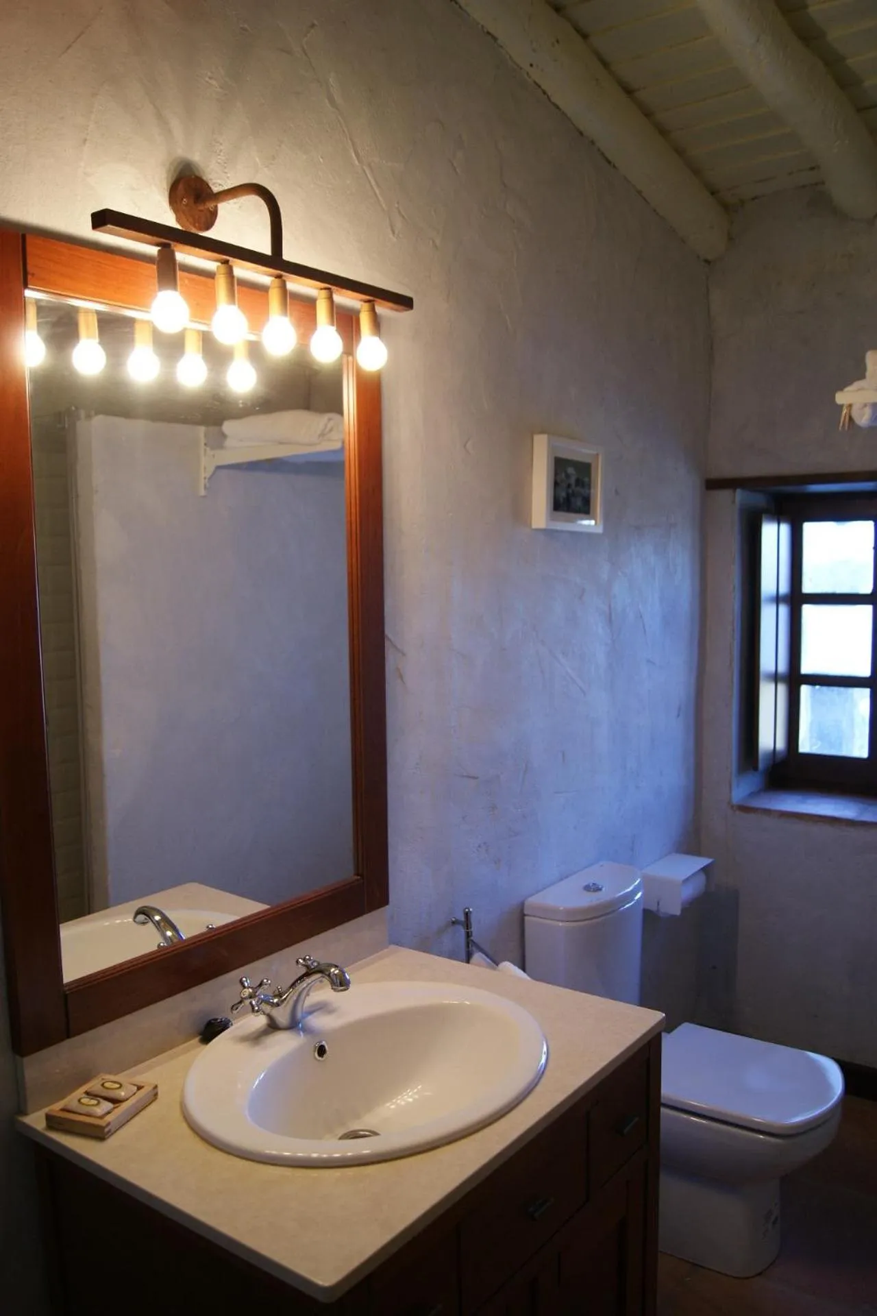 Bathroom in Apartamentos Rurales Escobar & Jerez