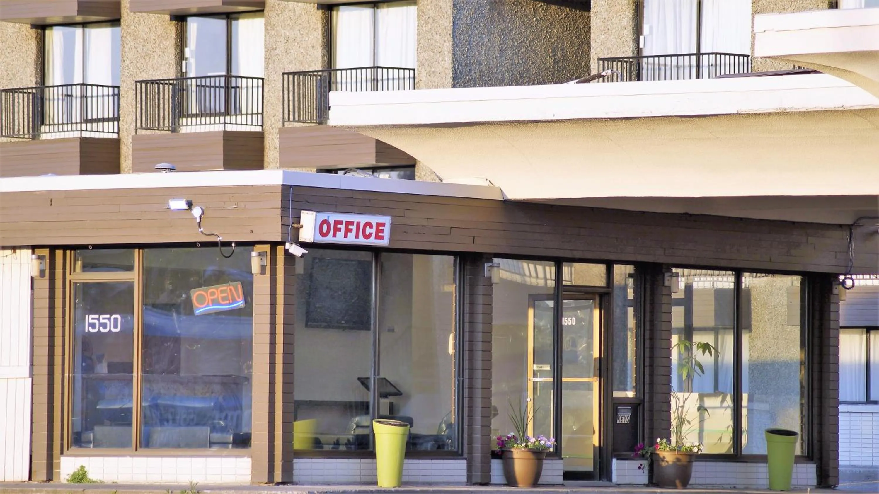 Property building in North Star Inn & Suites