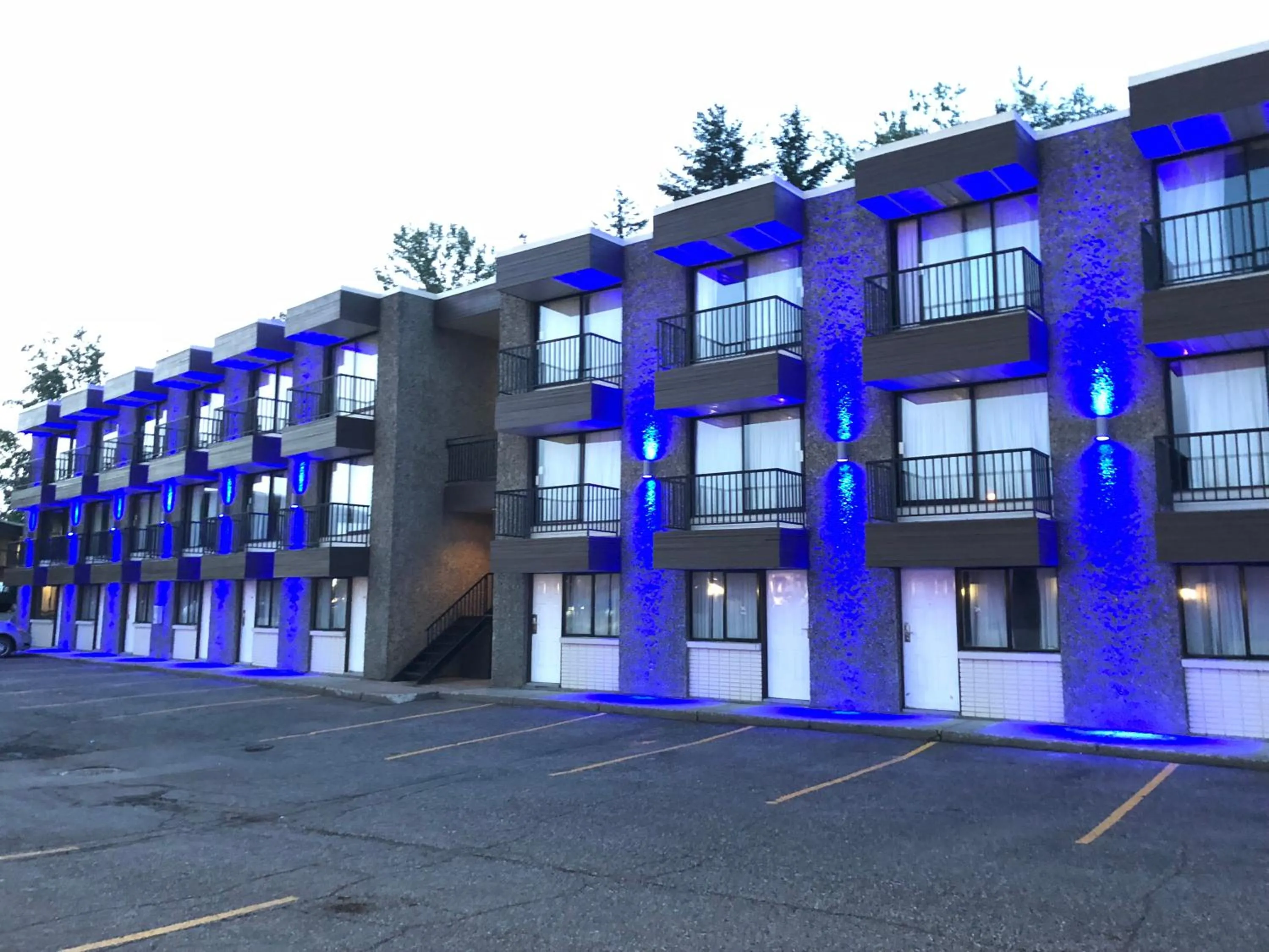 Property Building in North Star Inn & Suites