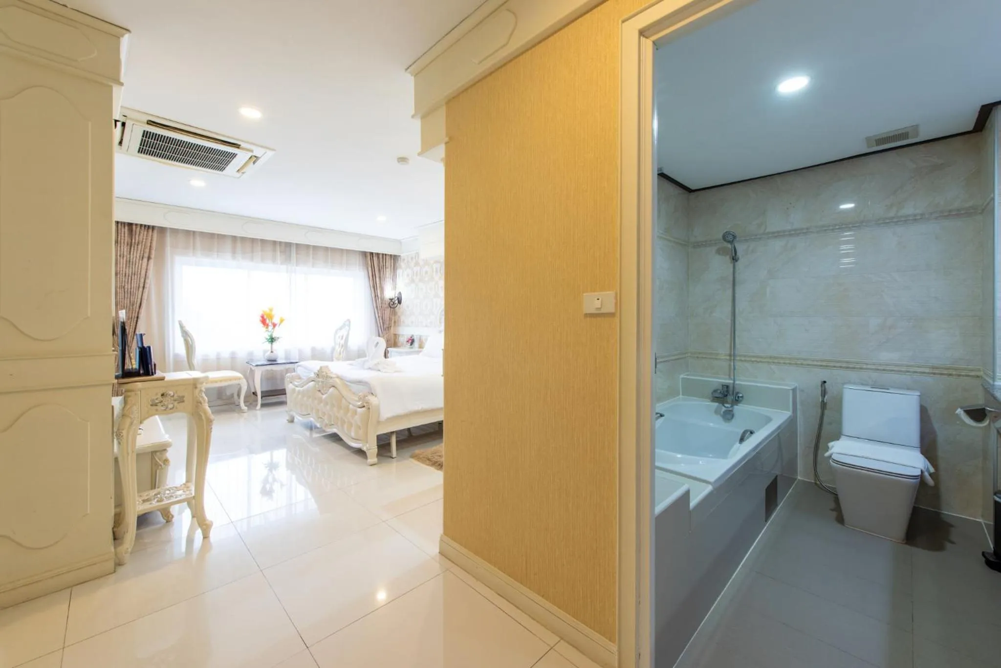 Bed in Chokdee Place