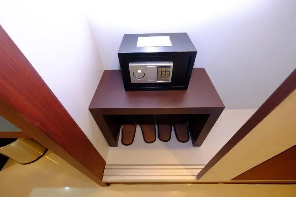 Deluxe King Room in Chokdee Place Deluxe King Room in Chokdee Place