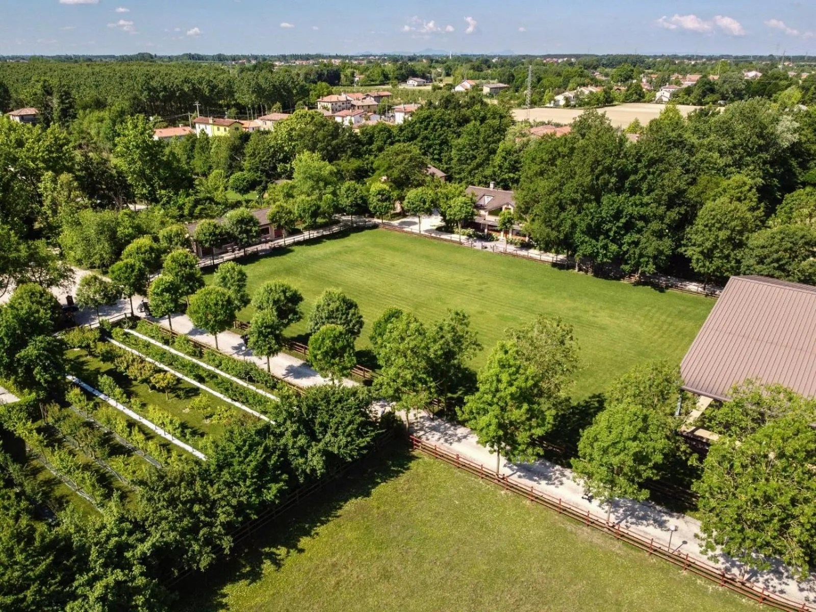 Property building in Fiori e Frutti Hotel Agriresort Venezia Mestre