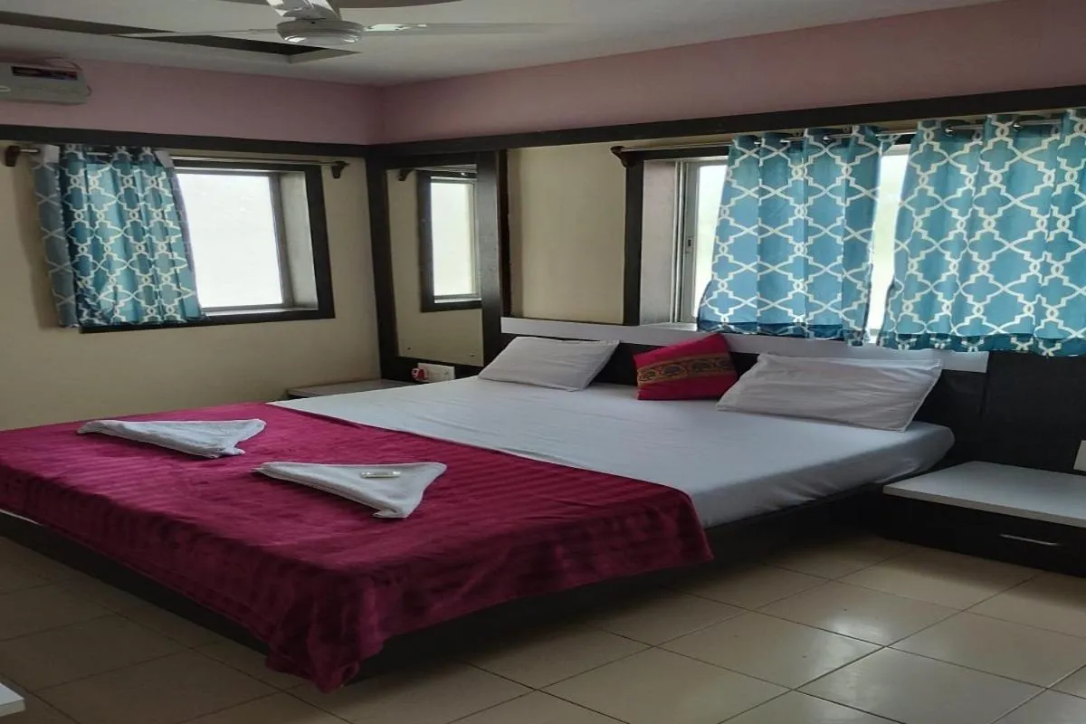 Bed in Hotel Grand Murud janjira