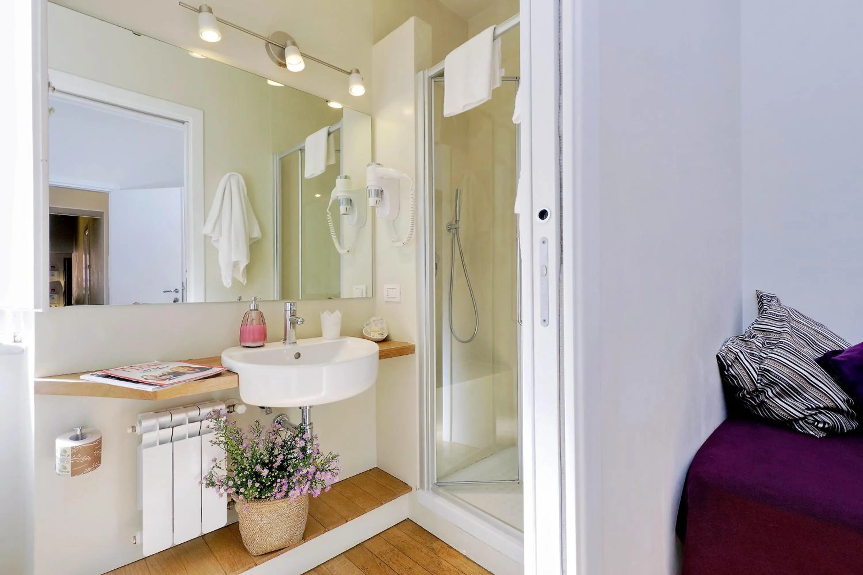 Bathroom in Guest House Amaranto Romano