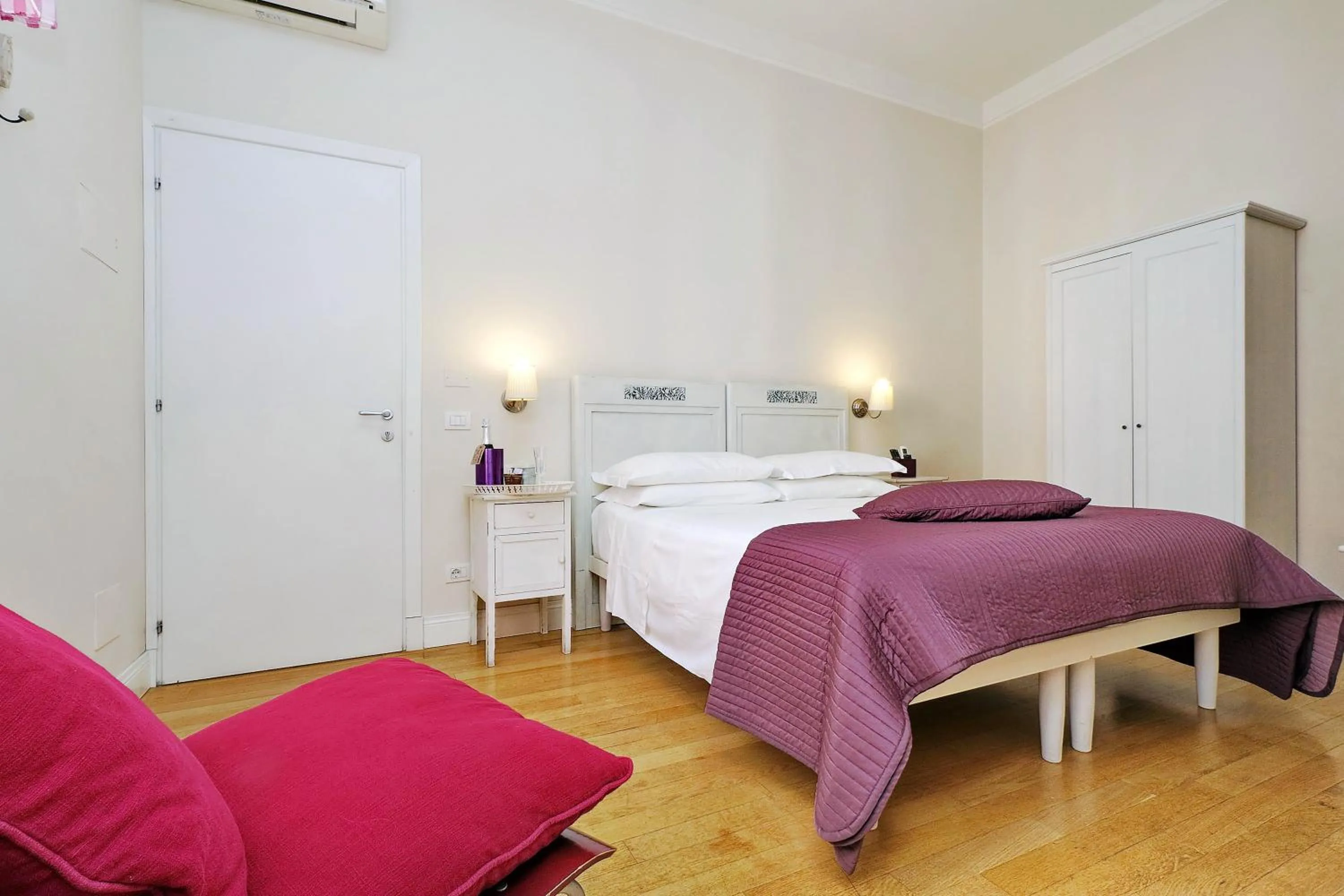 Photo of the whole room, Bed in Guest House Amaranto Romano