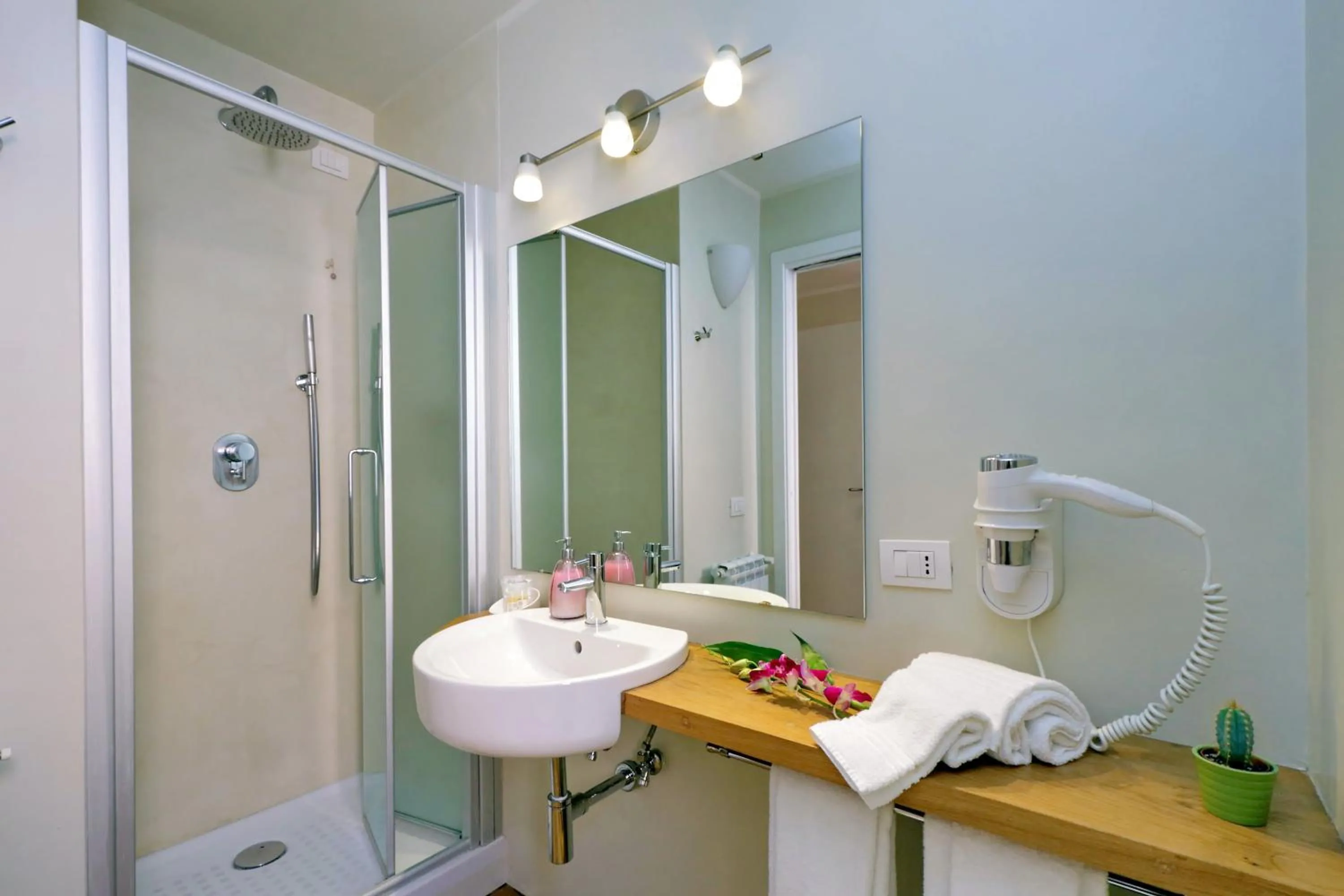 Bathroom in Guest House Amaranto Romano