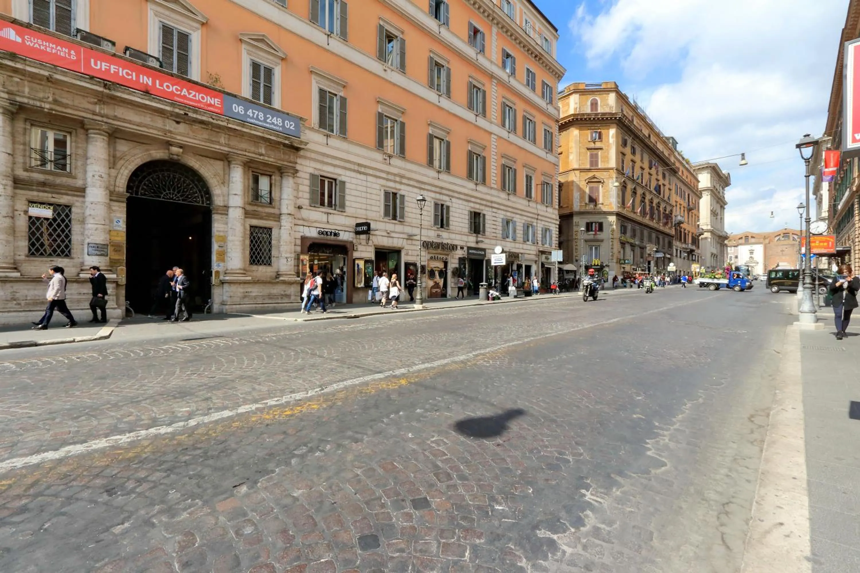 Property building in Guest House Amaranto Romano