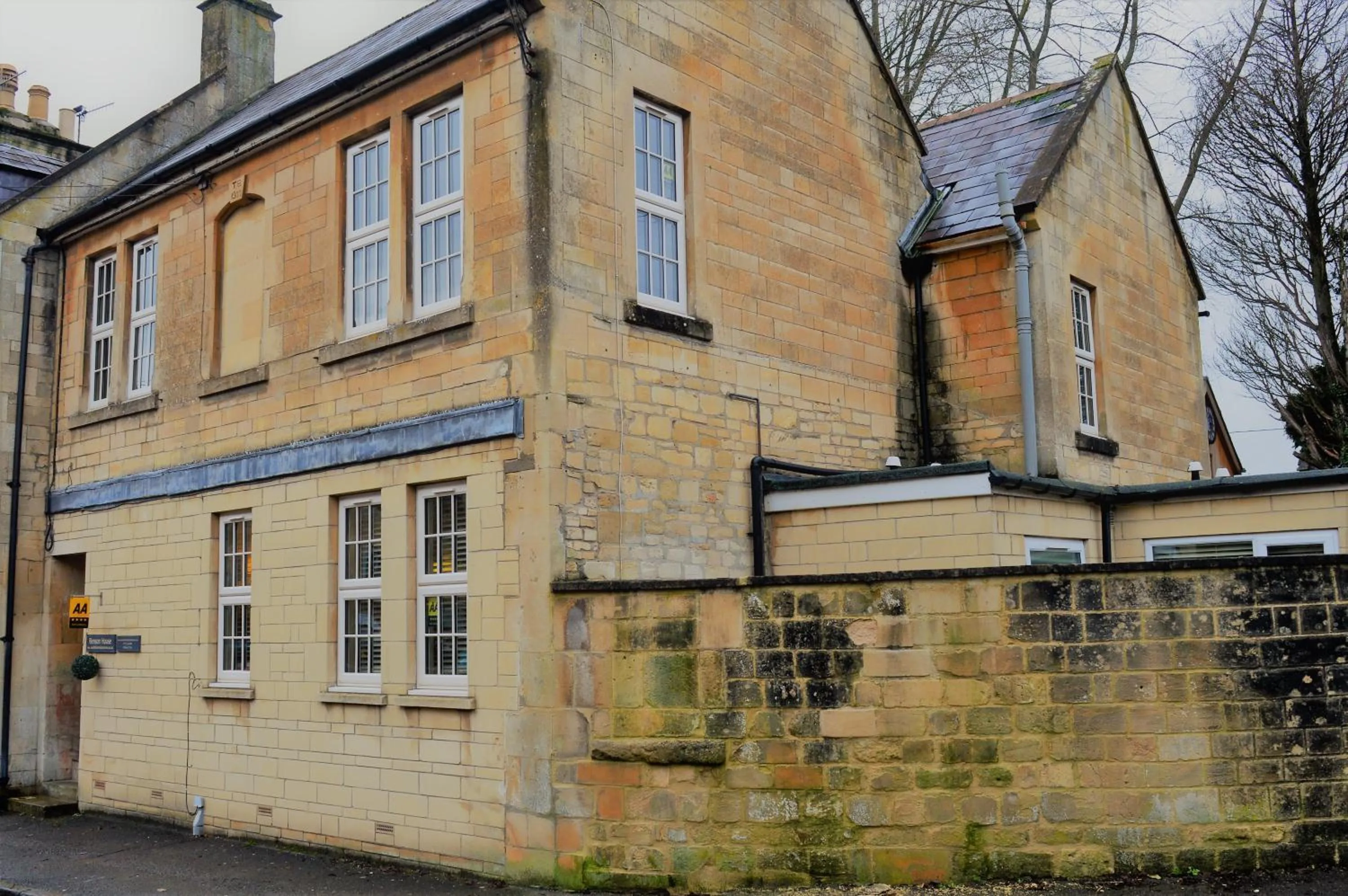 Property building in Benson House Box