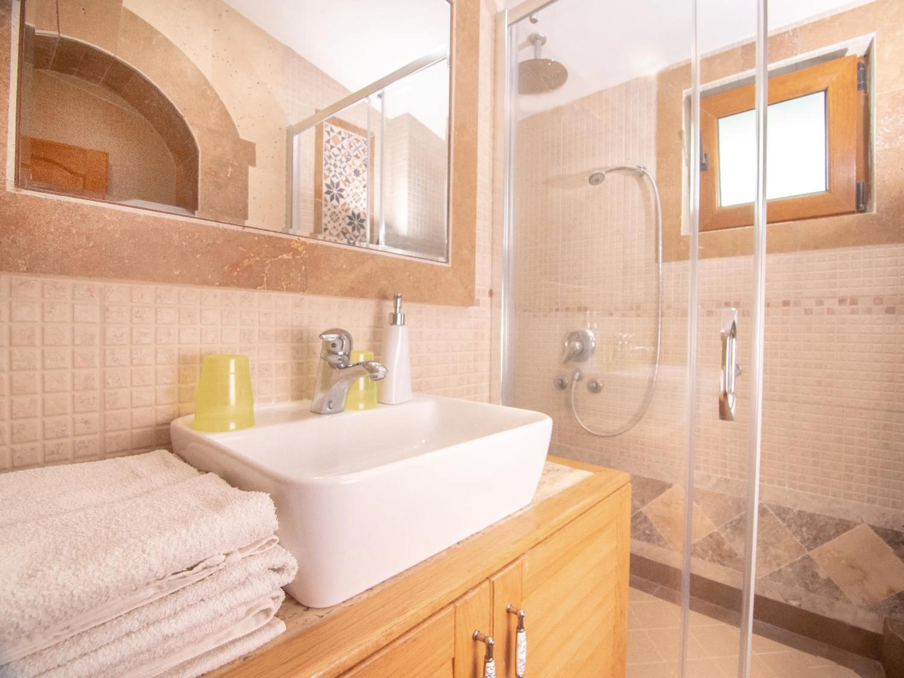 Property building in Apartments and Rooms Levantin Inn