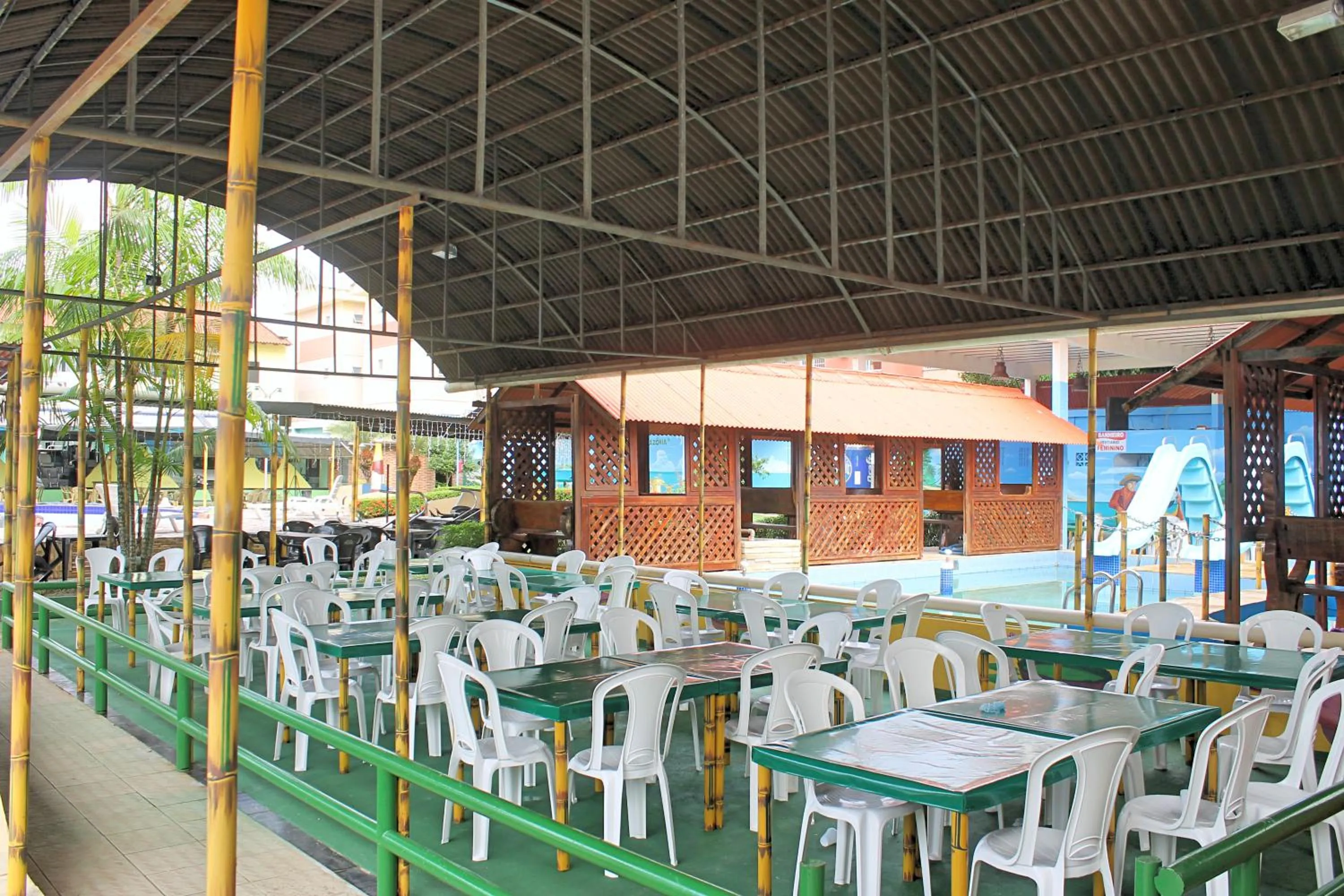 Restaurant/places to eat in Hotel Riviera D Amazonia Belem Ananindeua