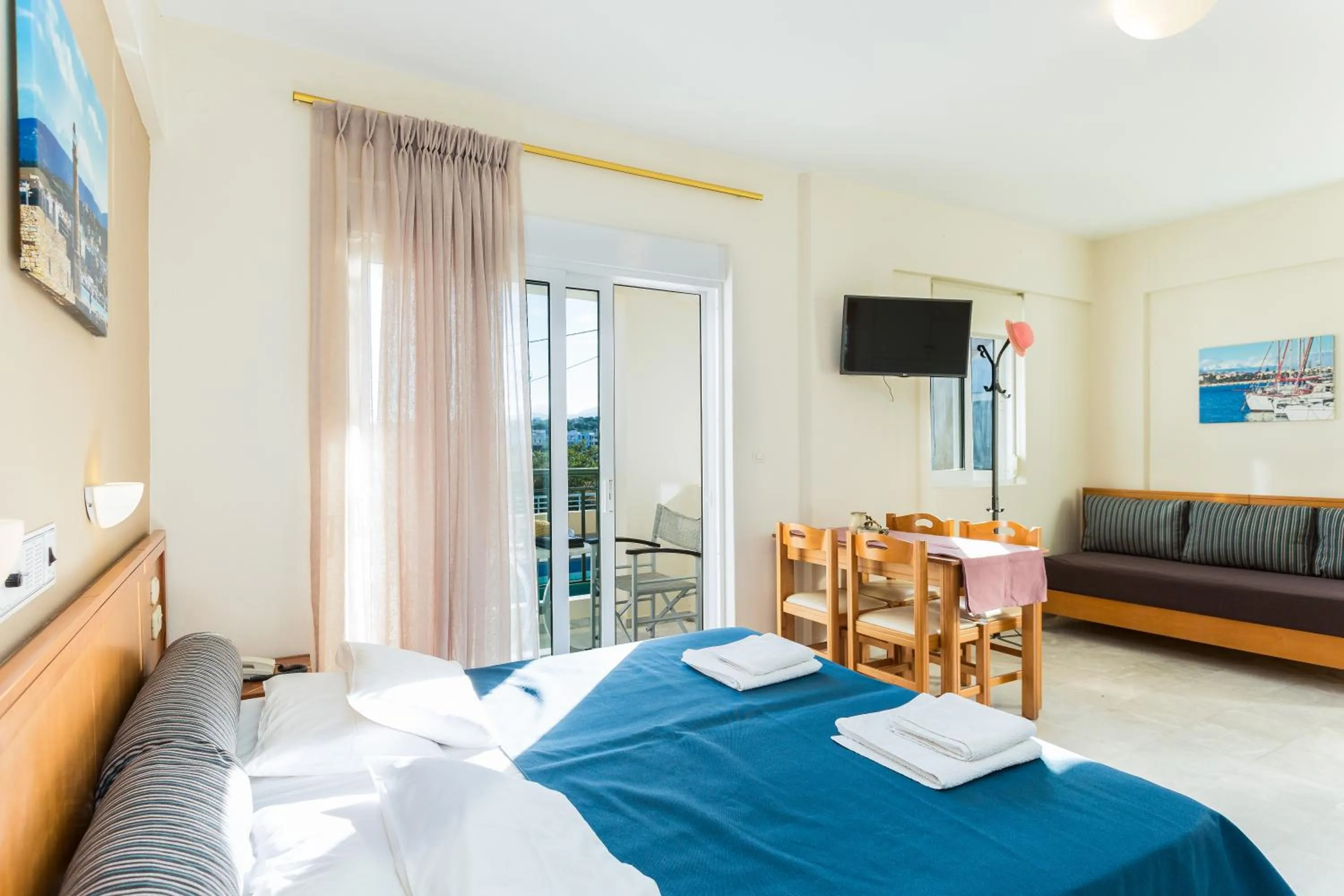 Photo of the whole room, Bed in Radamanthy's Hotel Apartments