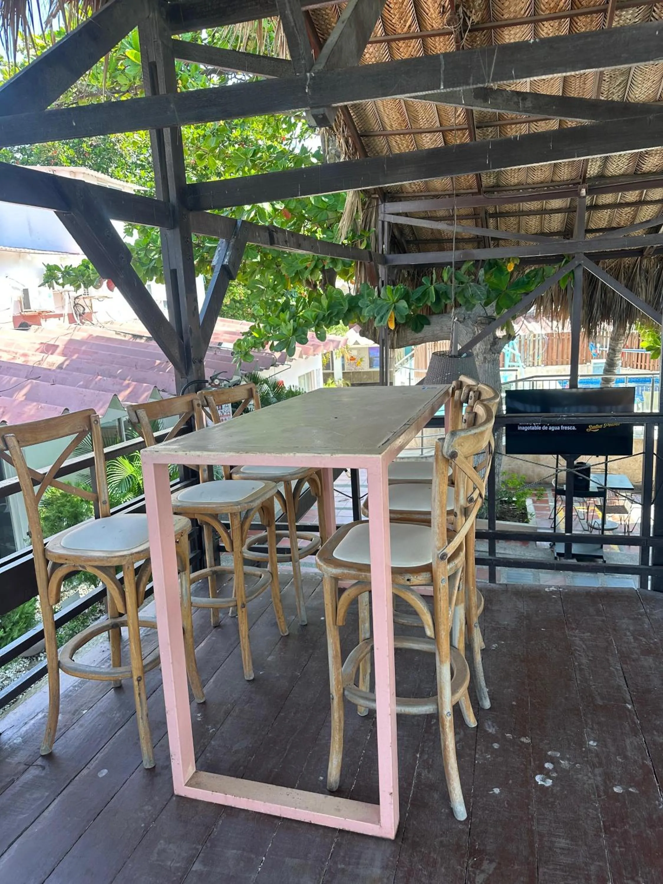 Restaurant/places to eat in TAMA Hotel Santa Marta