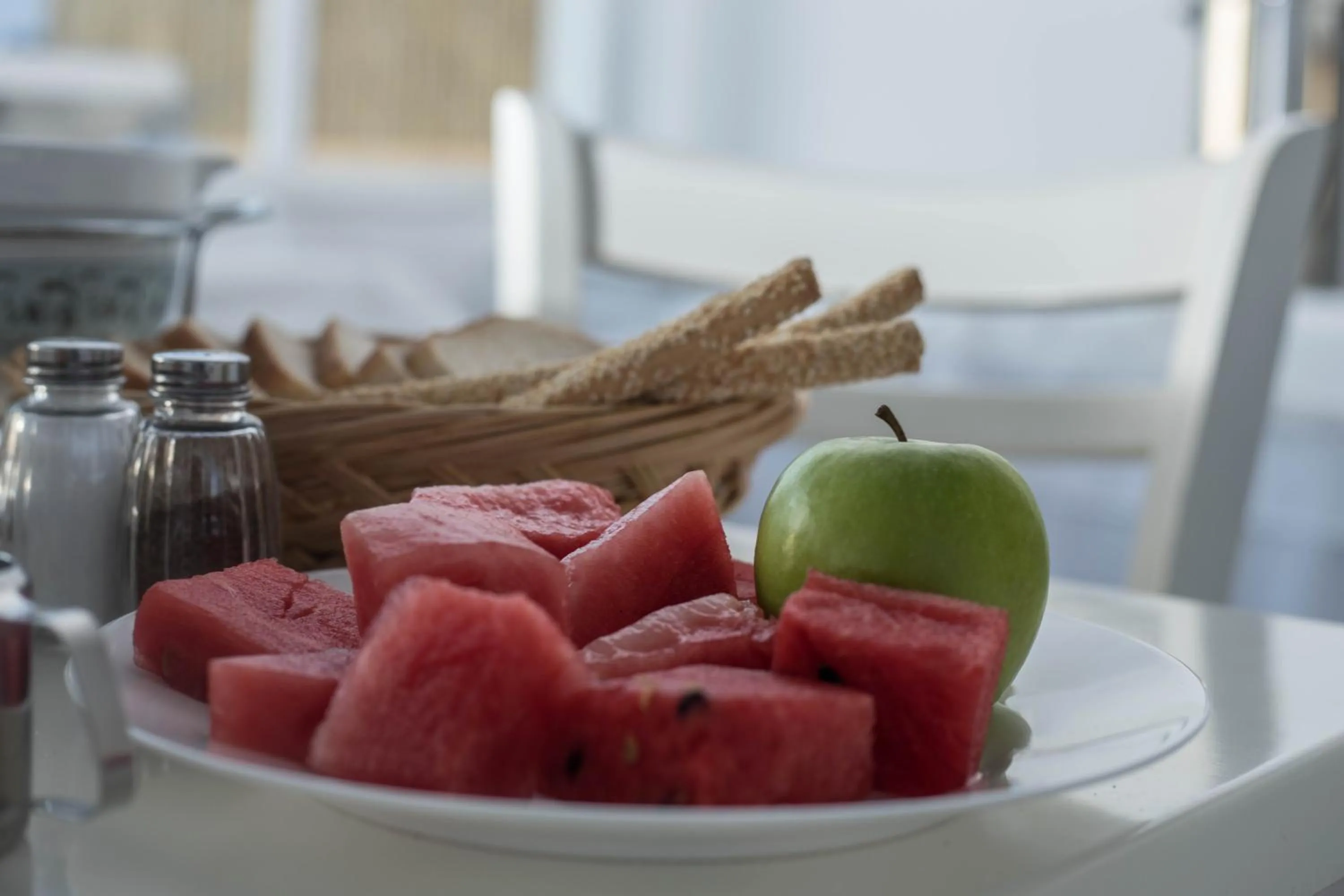 Food and drinks in Mare Naxia Hotel