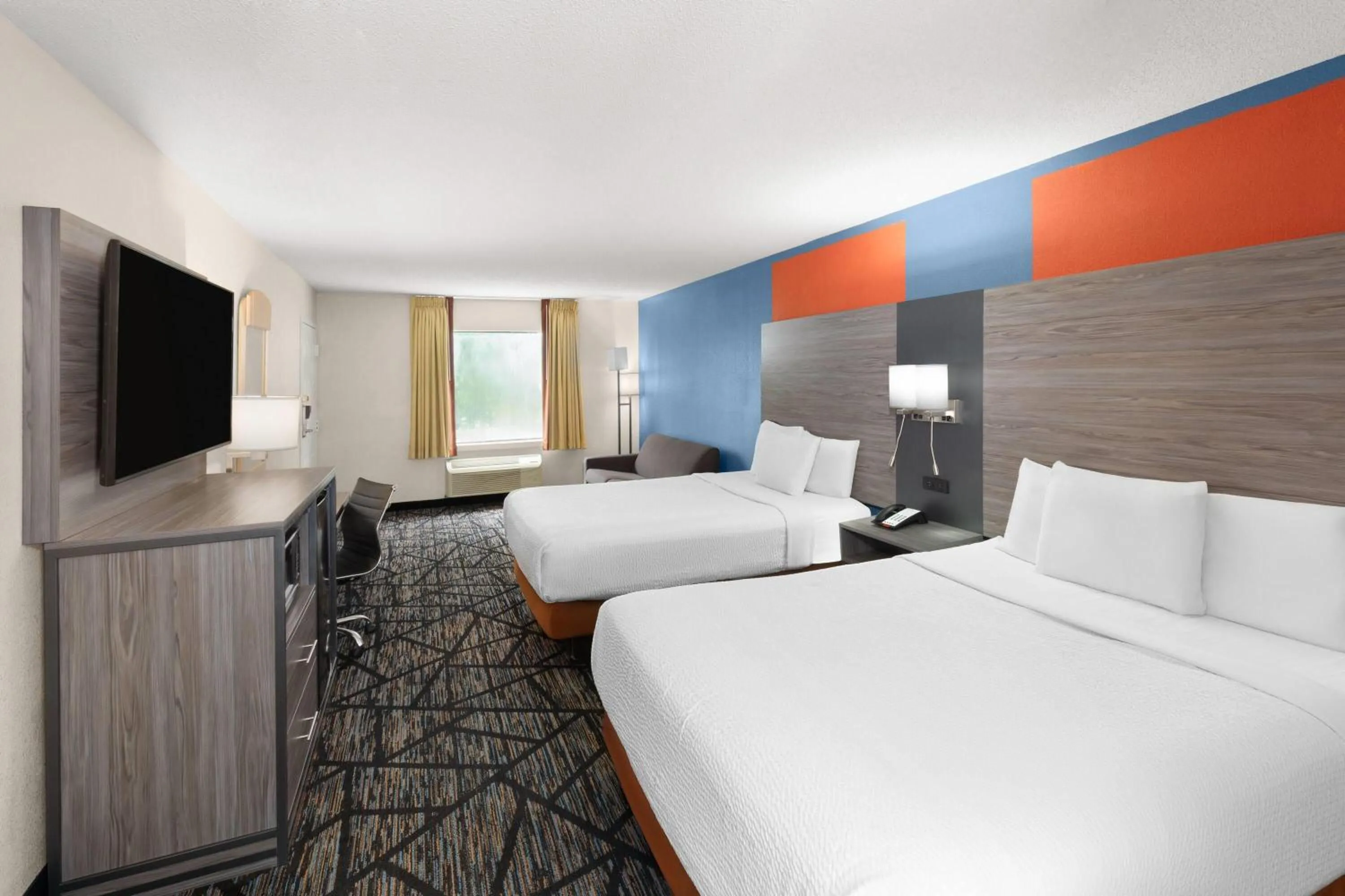 Photo of the whole room, Bed in Baymont by Wyndham Richburg - Chester Area