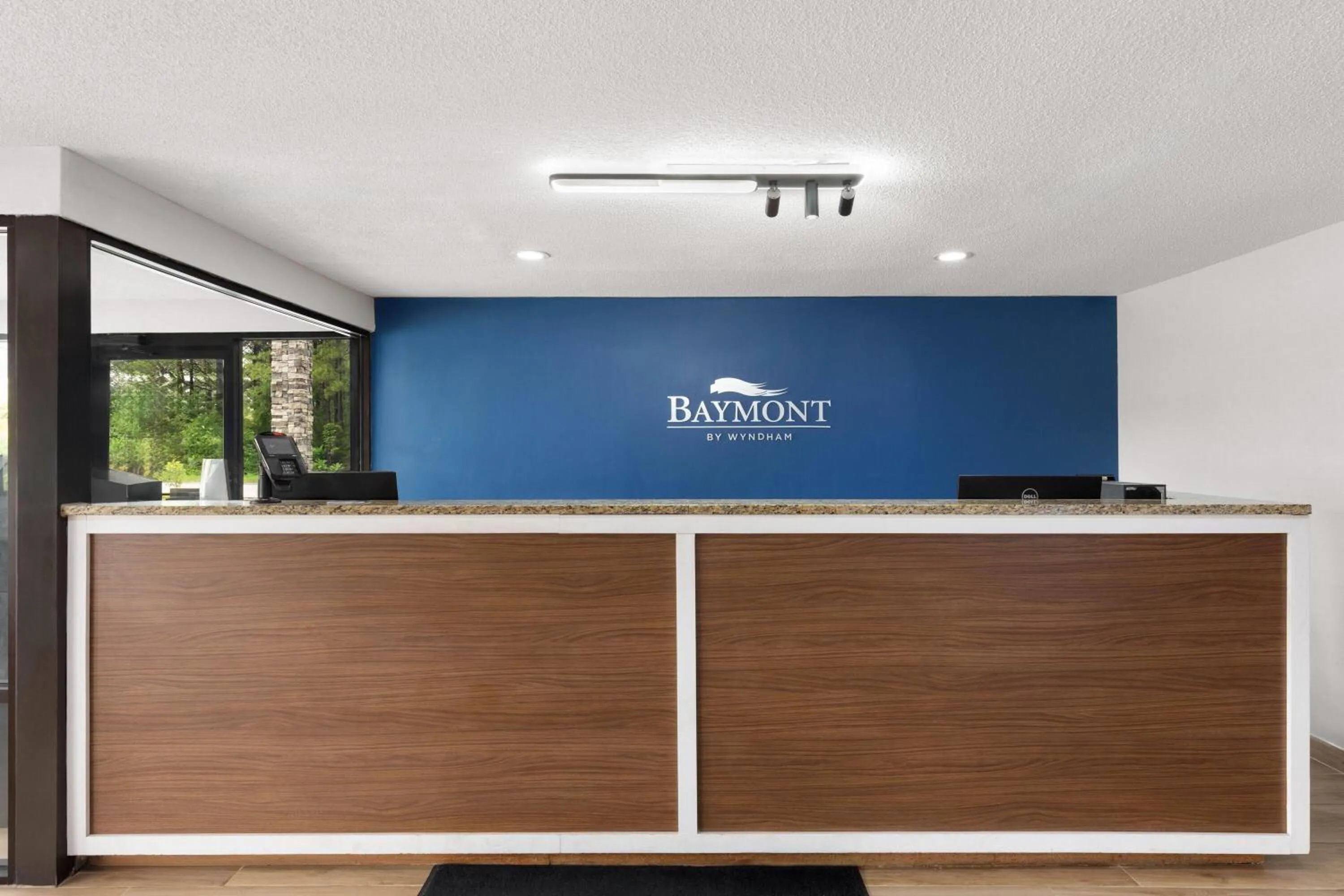 Lobby or reception in Baymont by Wyndham Richburg - Chester Area